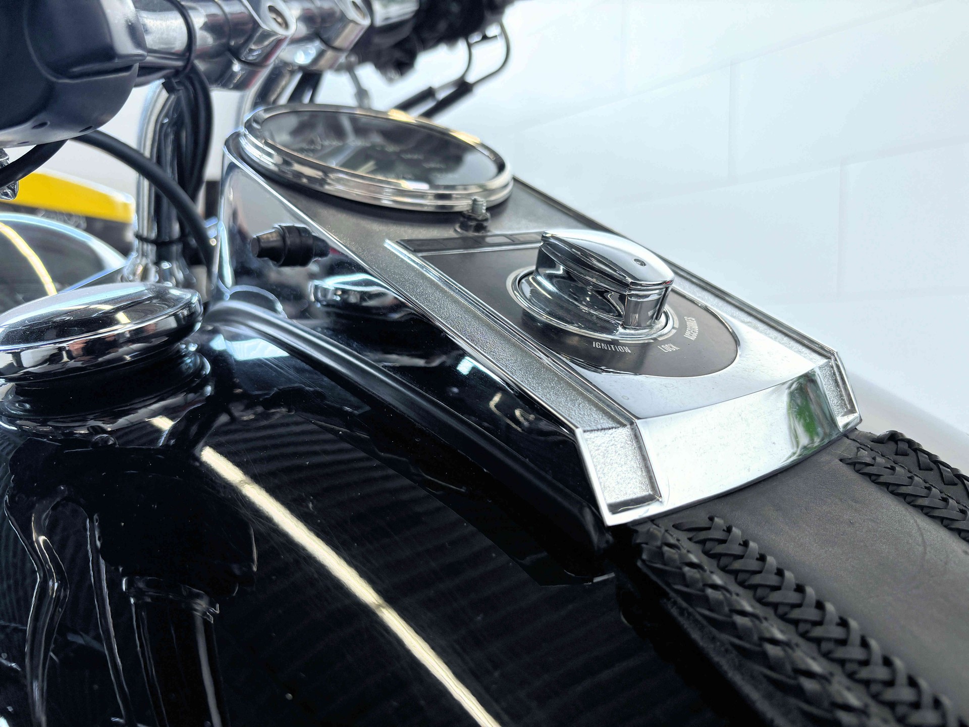 HARLEY-DAVIDSON FLSTF Fat Boy - 8