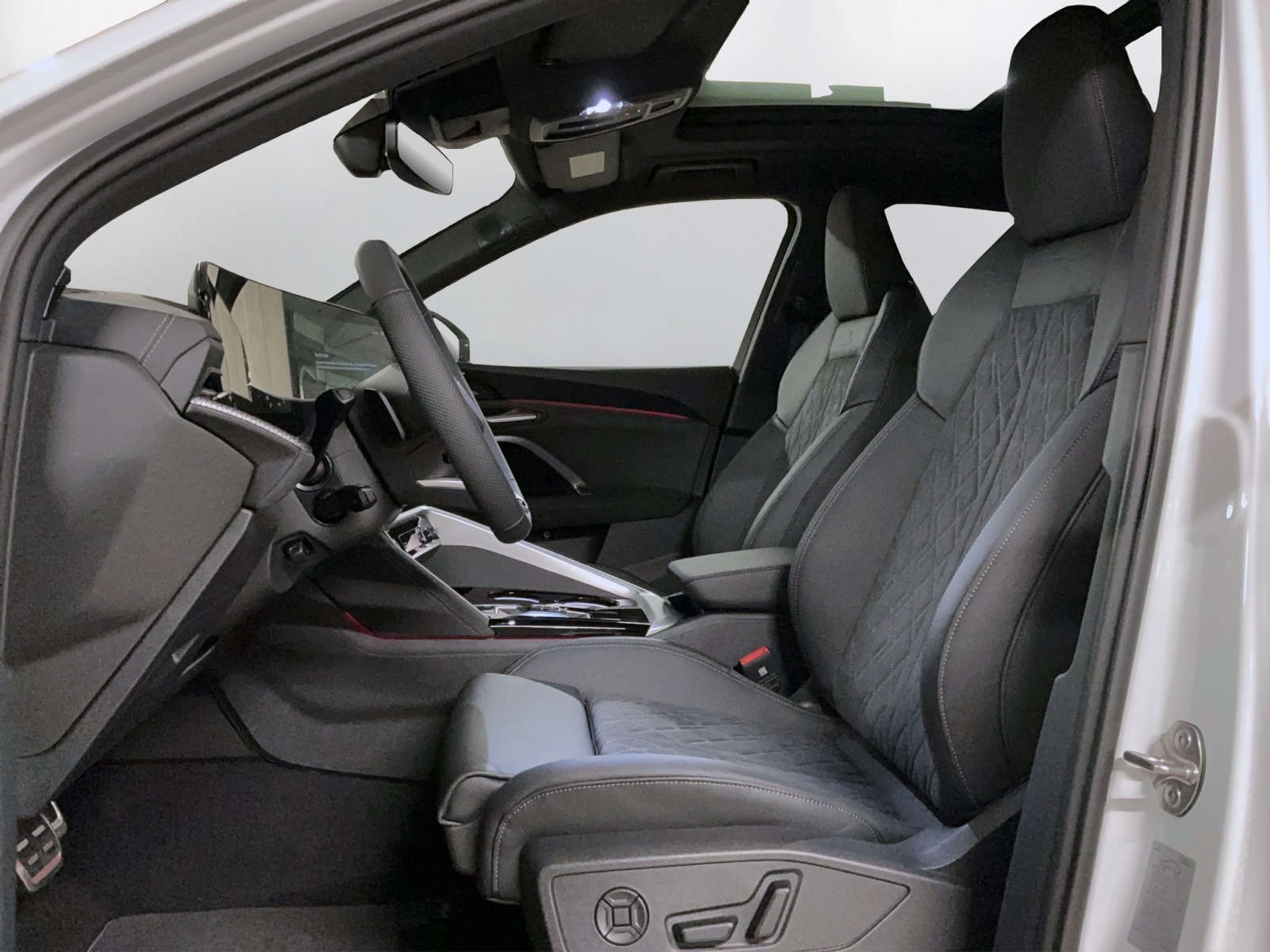 AUDI Q5 TFSI quatto 150 kW S-tronic - 10