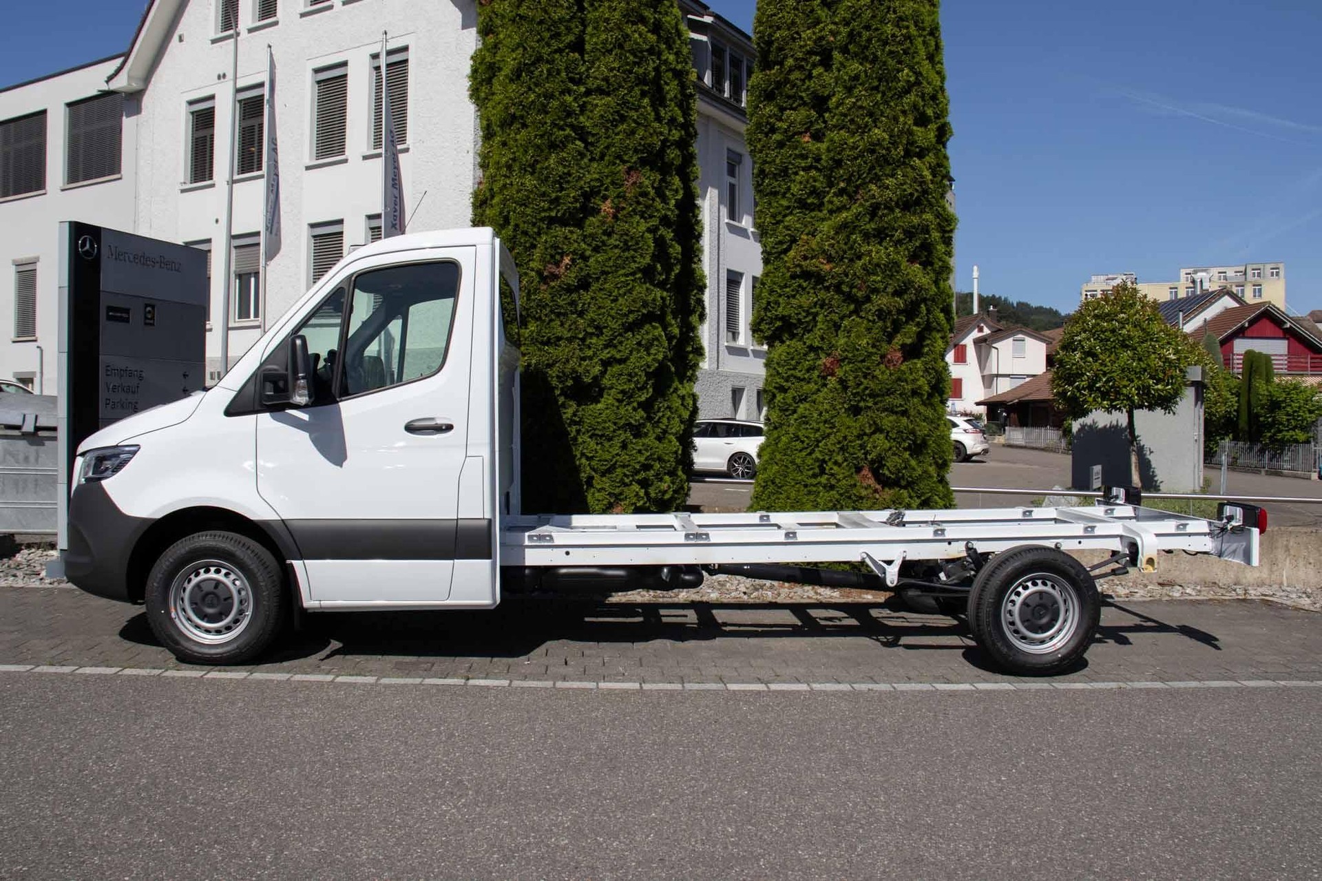 MERCEDES-BENZ Sprinter 319 CDI SELECT CH L