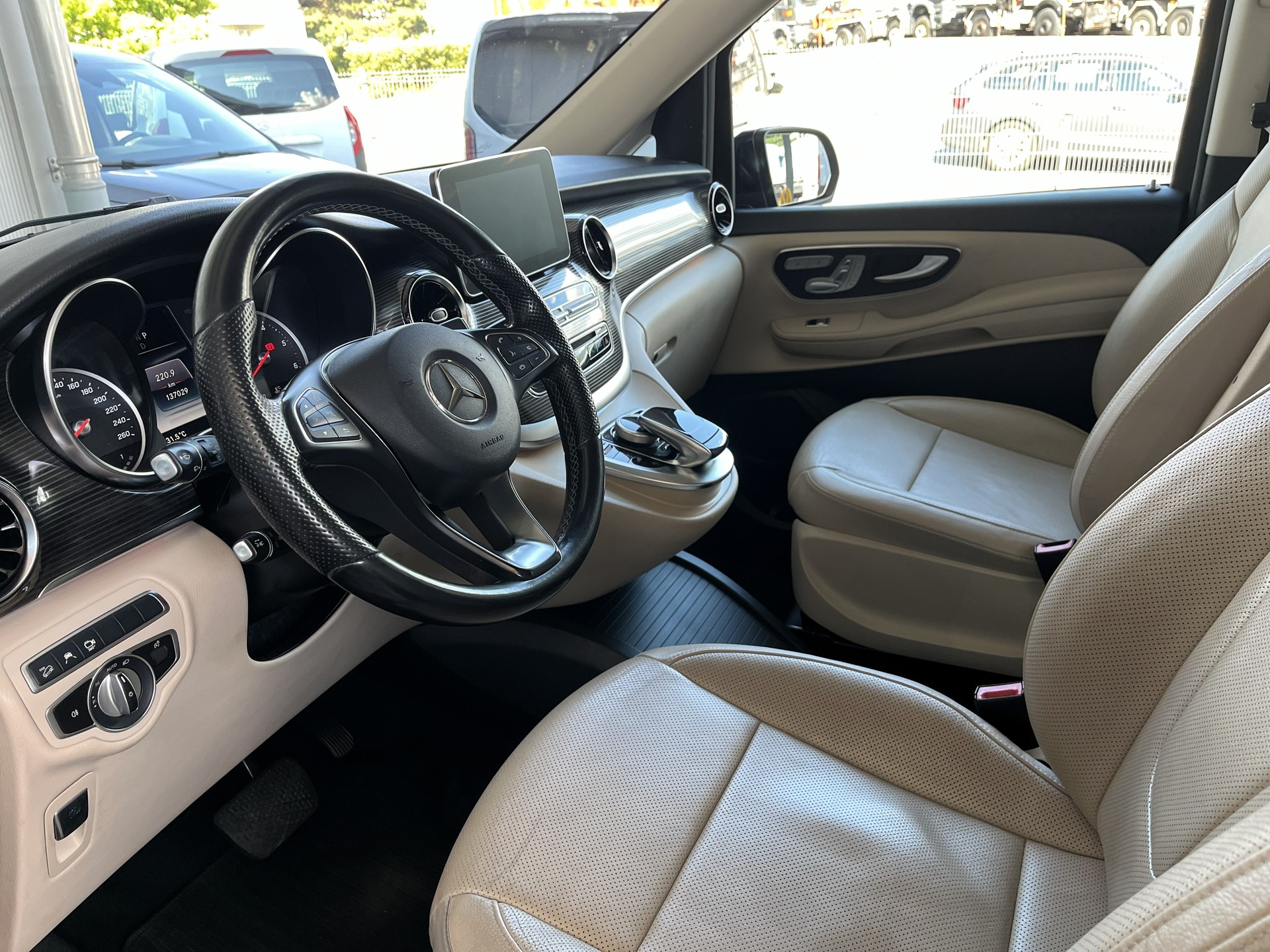 MERCEDES-BENZ V 300 d Avantgarde kompakt 4Matic 9G-Tronic - 8