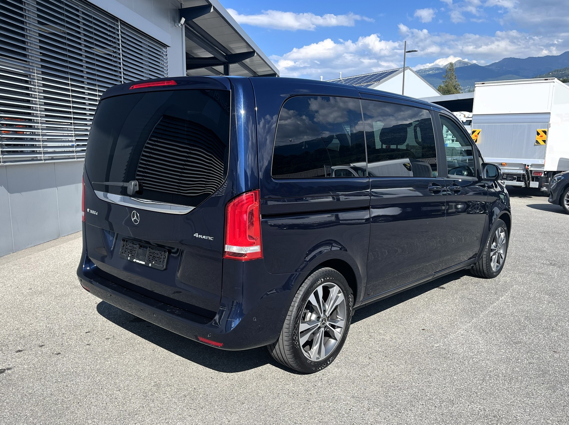 MERCEDES-BENZ V 300 d Avantgarde kompakt 4Matic 9G-Tronic - 3