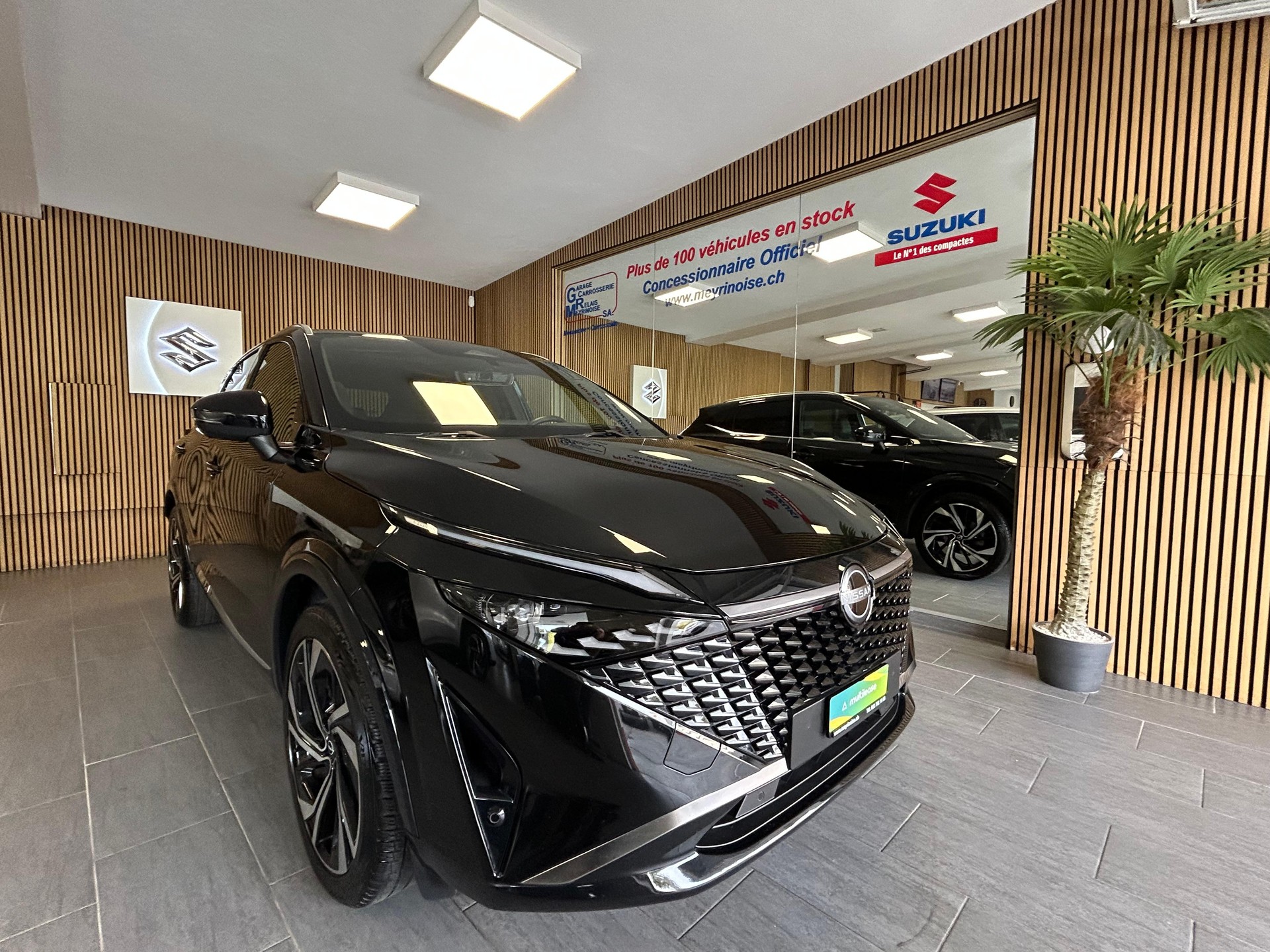 NISSAN Qashqai 1.3 DIG-T 158 Tekna+ - 2