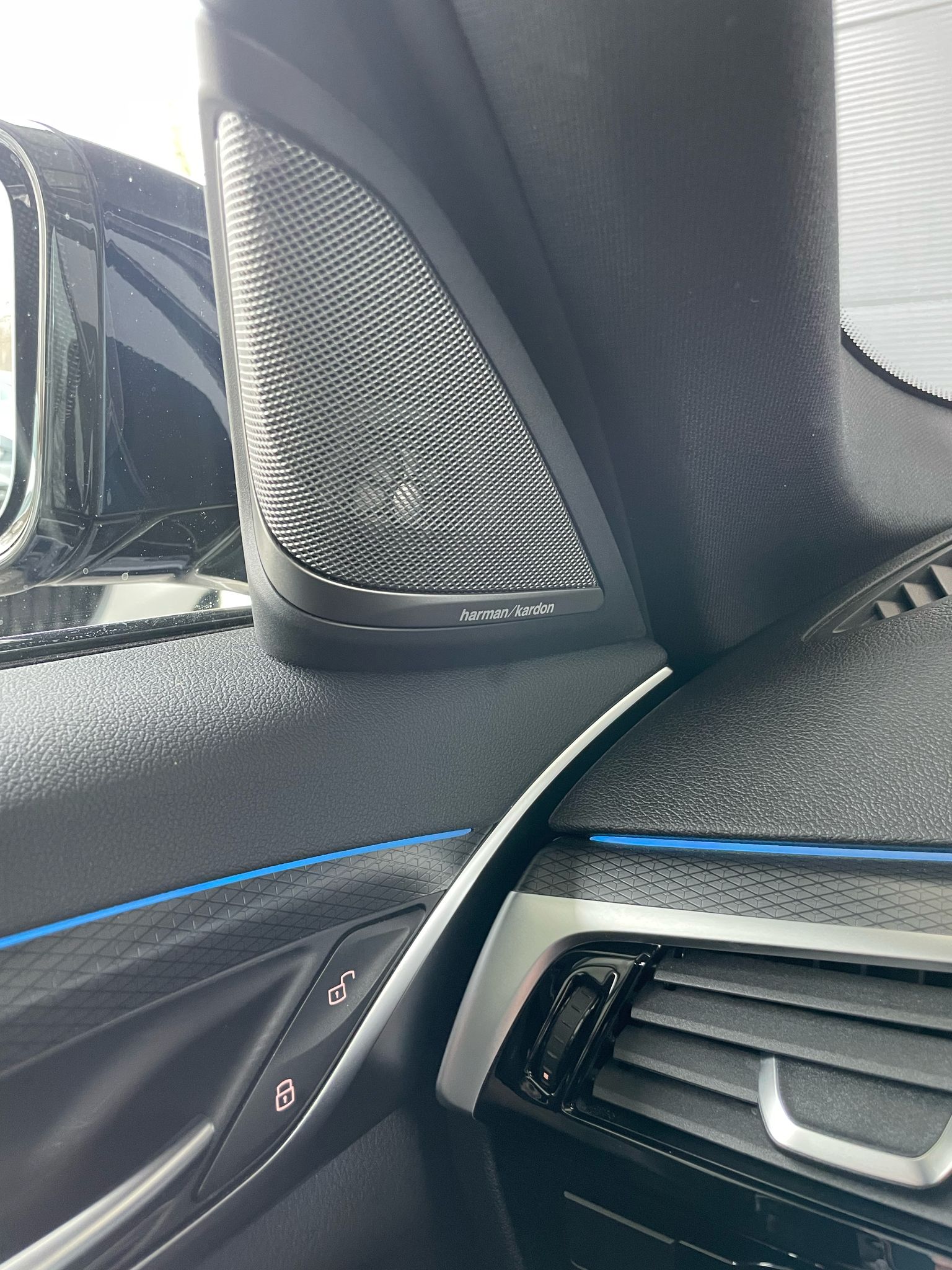 BMW 530e xDrive SAG Touring-15