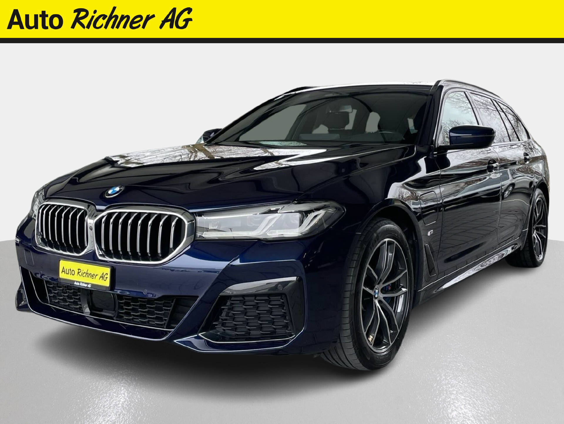 BMW 530e xDrive SAG Touring-1