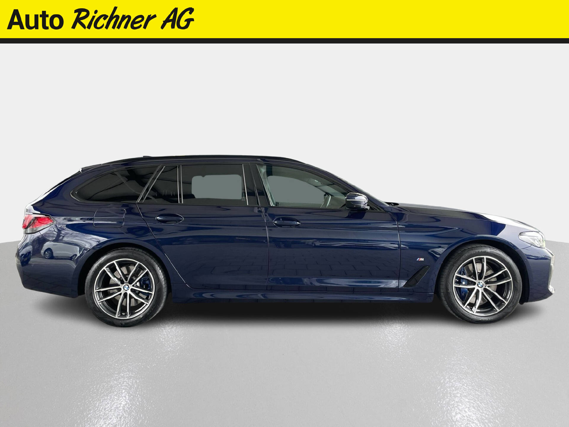 BMW 530e xDrive SAG Touring-2