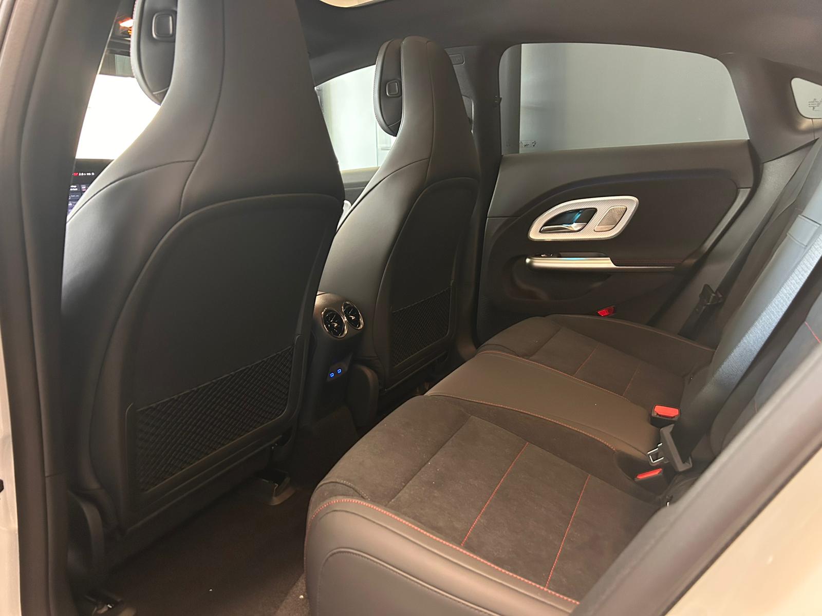 MERCEDES-BENZ CLA 350 4 Matic 85 kWh EQ - 12