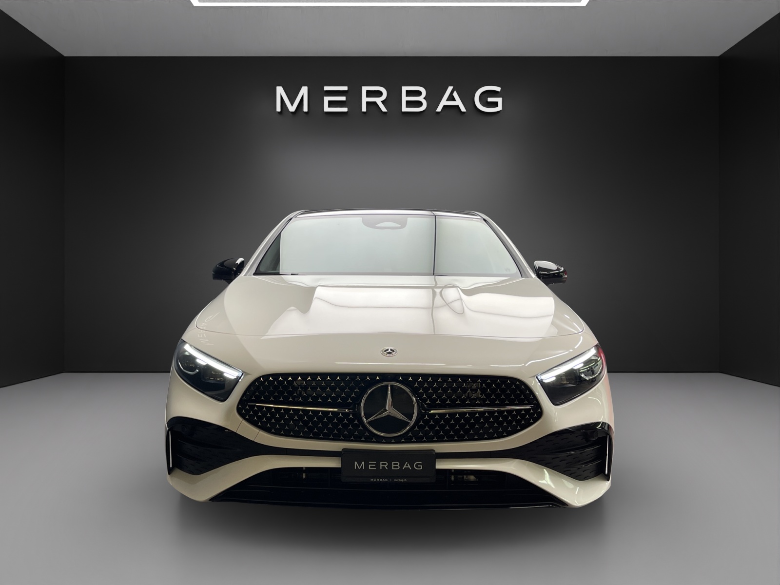 MERCEDES-BENZ A 200 Kompaktlimousine Night Star - 2