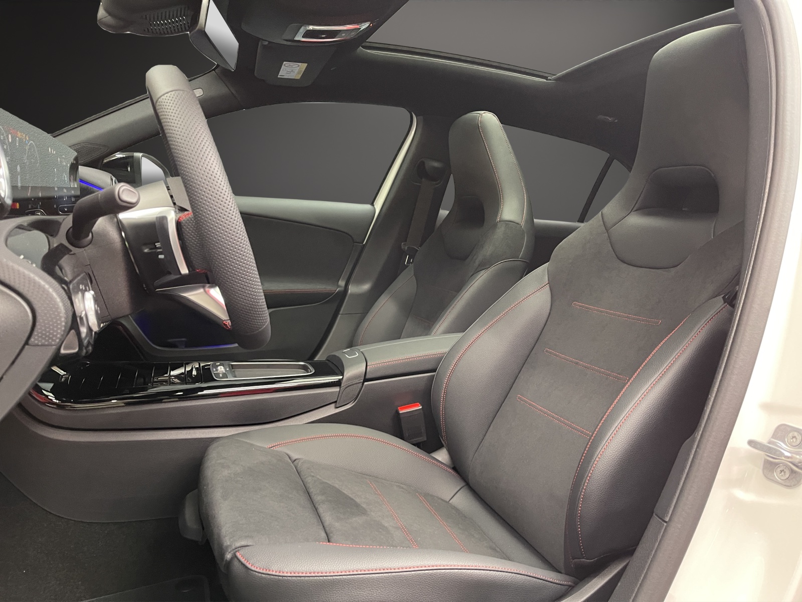 MERCEDES-BENZ A 200 Kompaktlimousine Night Star - 10