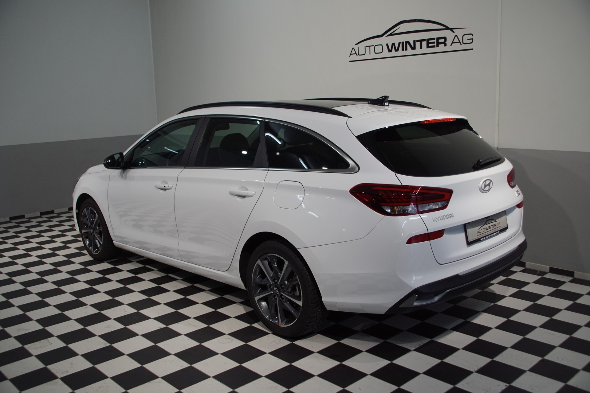 HYUNDAI i30 Wagon 1.5 T-GDi Vertex 48V MH DCT *swiss* - 6