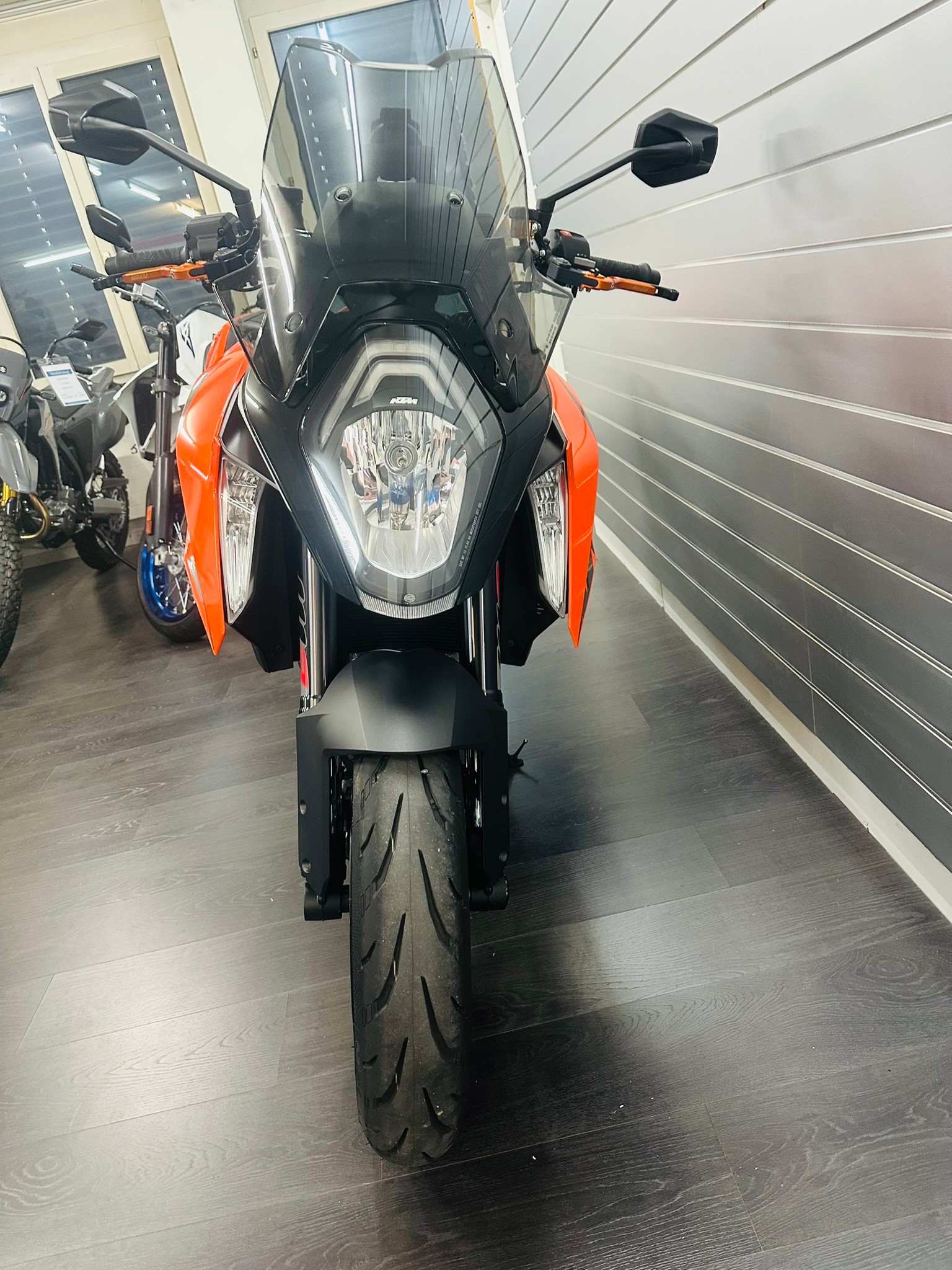 KTM 1290 Super Duke GT - 3