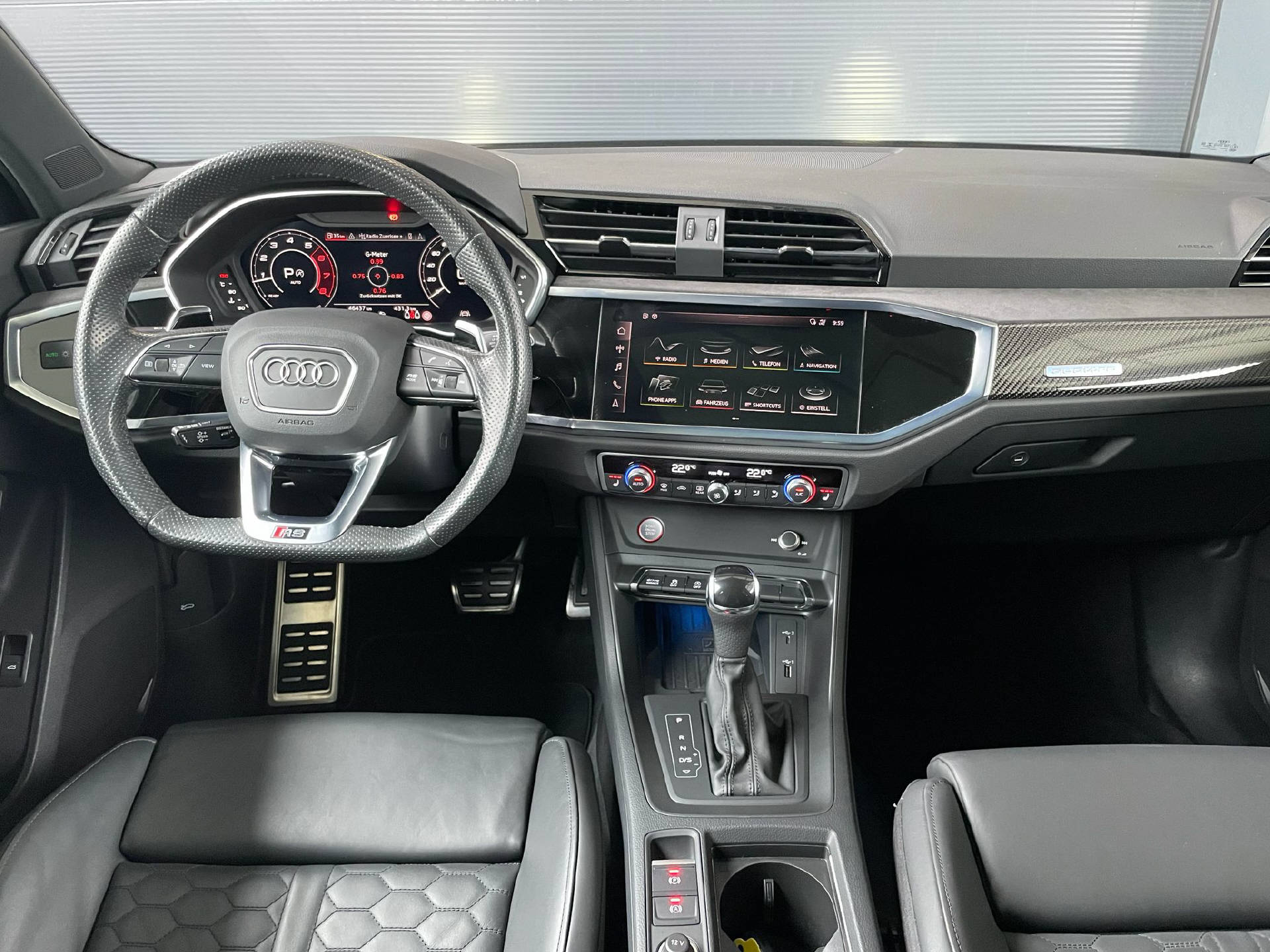 AUDI RS Q3 2.5 TFSI quattro S-Tronic-5