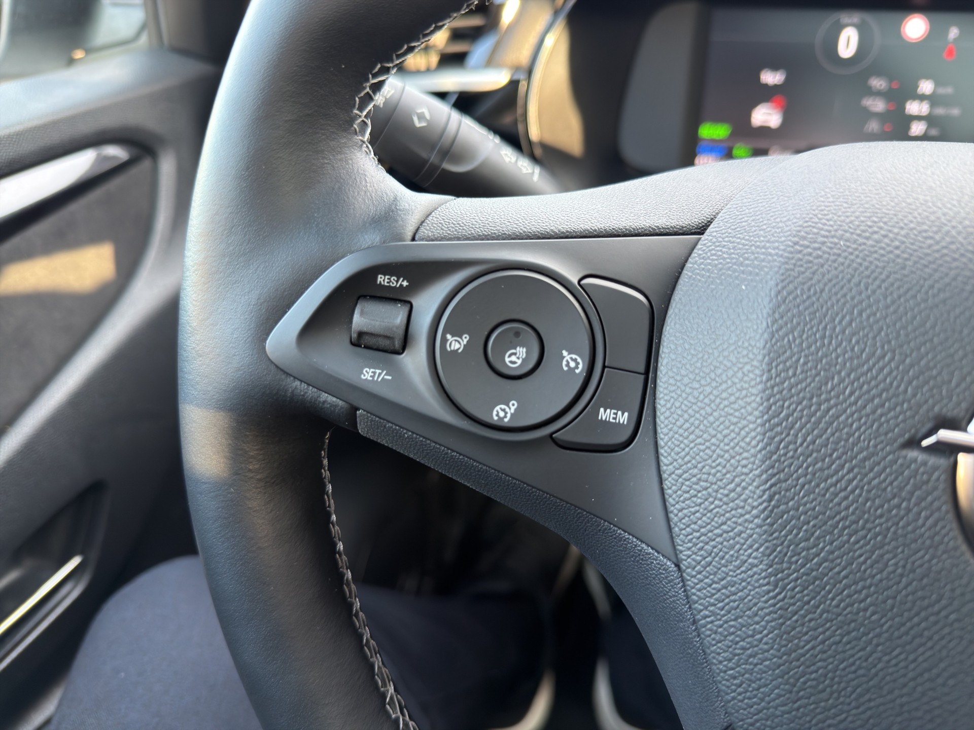 OPEL Corsa-e Elegance GS Line 3-Phasen - 32