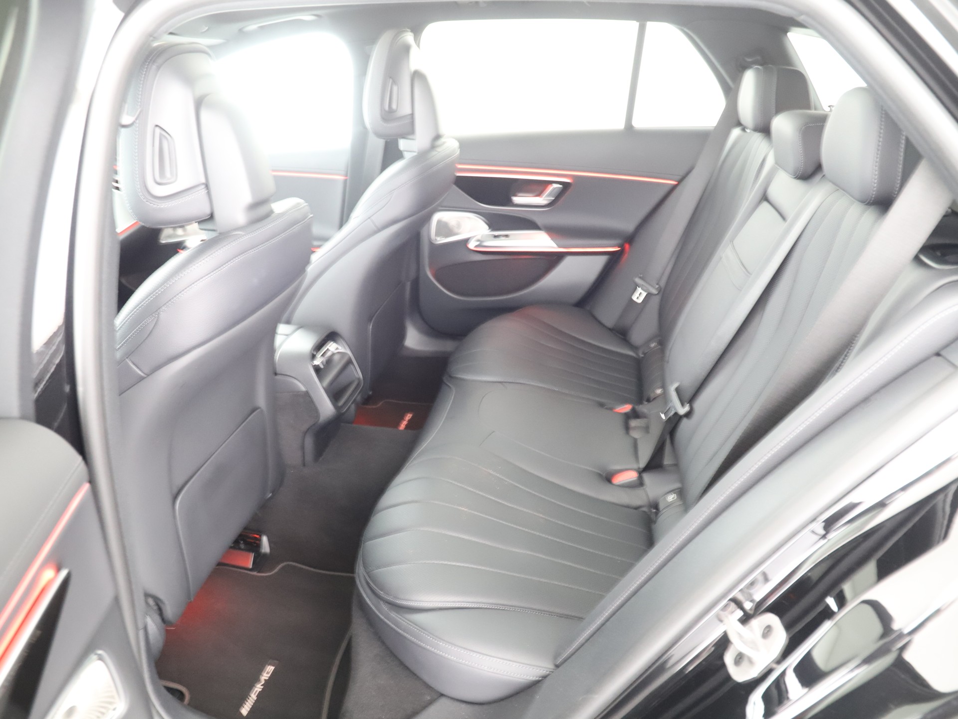 MERCEDES-BENZ E 200 T 9G-Tronic 4Matic - 13