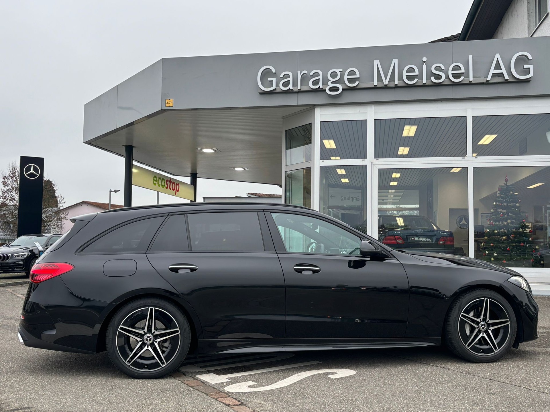 MERCEDES-BENZ C 200 AMG-Line 4Matic Kombi - 5