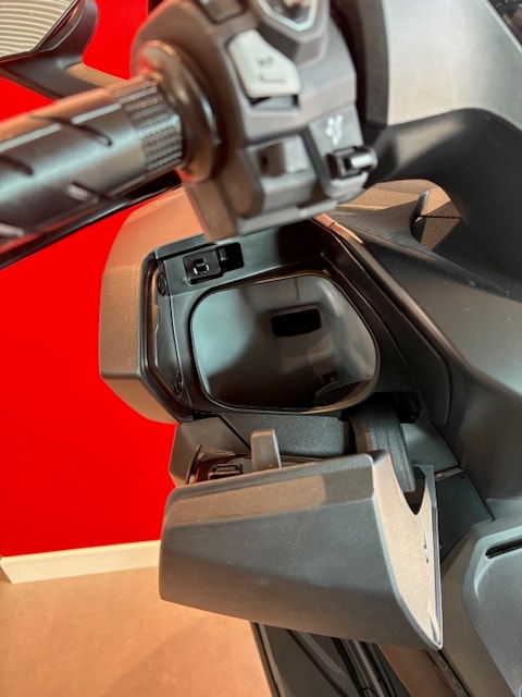 HONDA Honda Forza 125 Smart Top-Box - 11