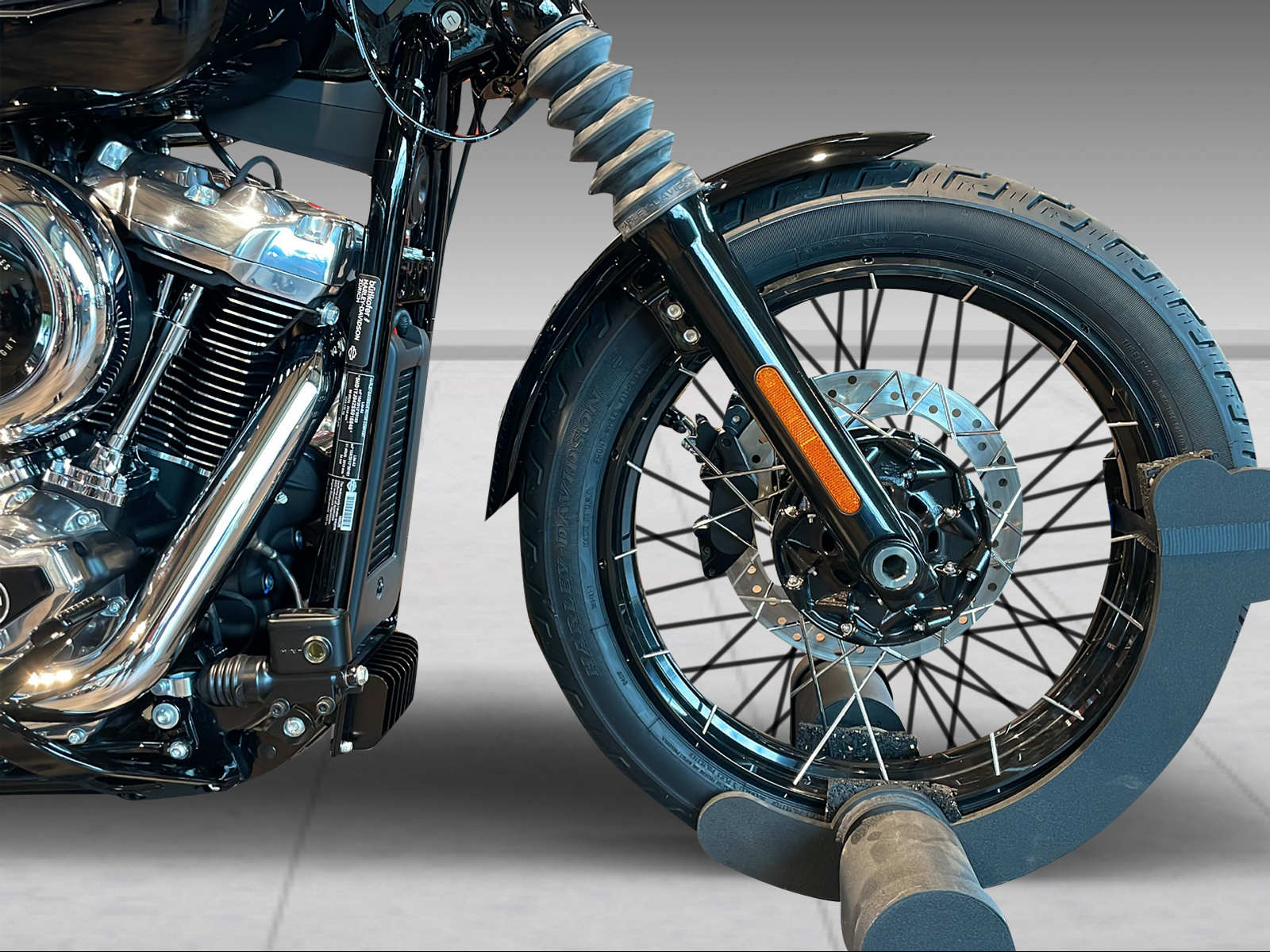 HARLEY-DAVIDSON FXBB Street Bob 117ci - 9