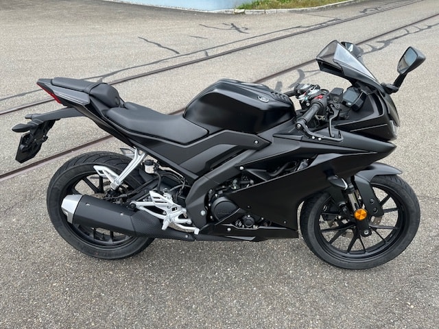 YAMAHA YZF-R 125 ABS