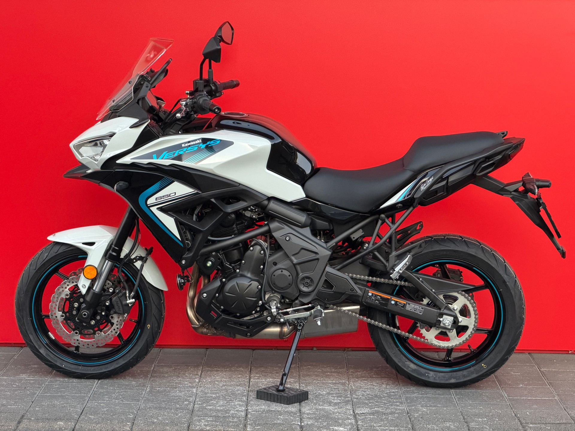 KAWASAKI Versys 650 - 4