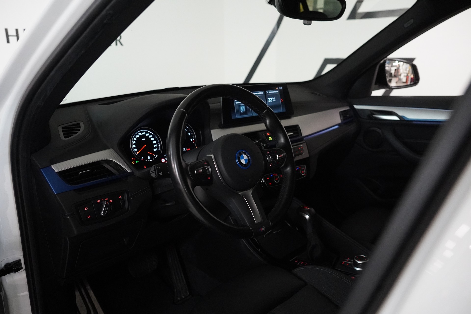 BMW X1 xDrive 25e M Sport Steptronic - 24