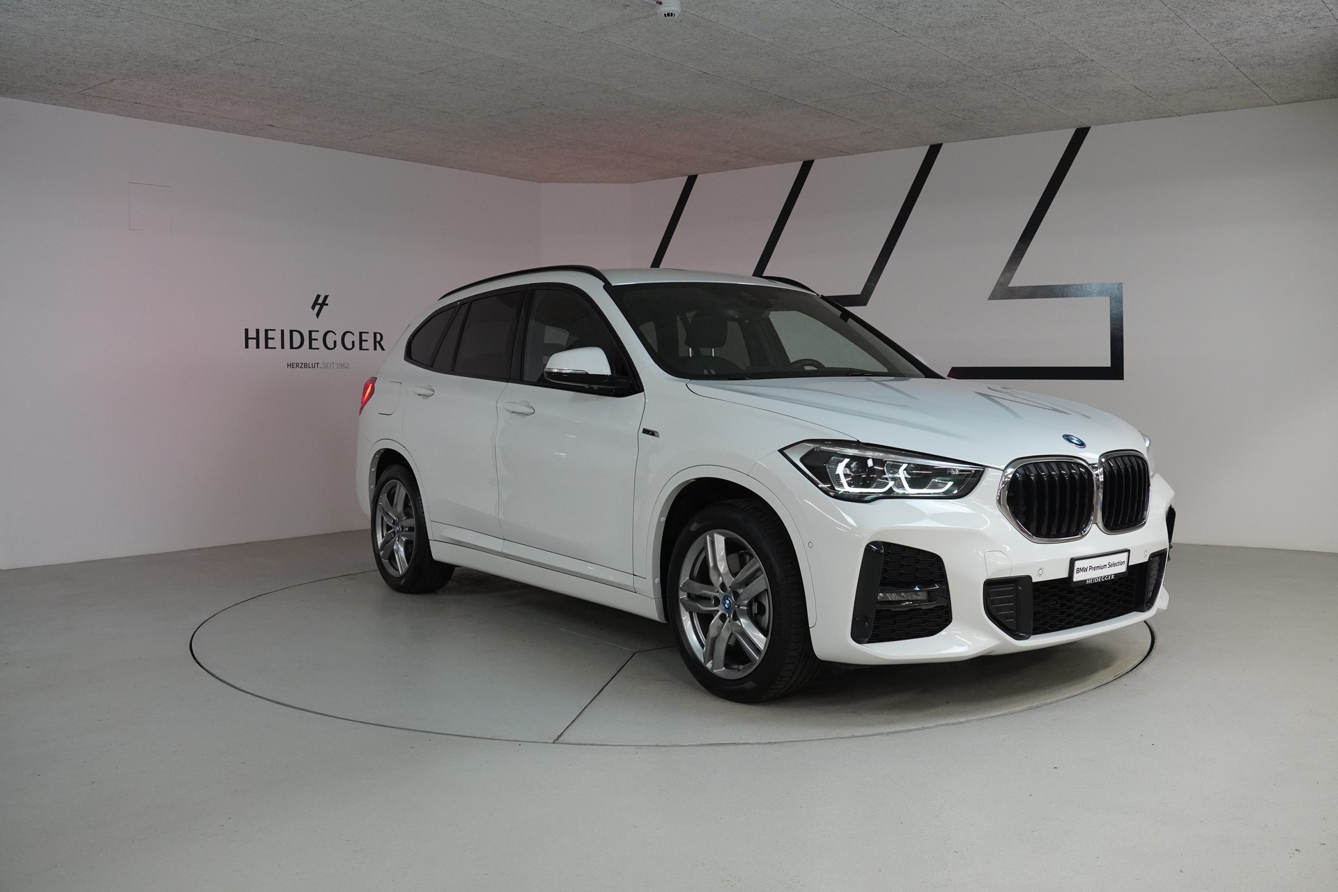 BMW X1 xDrive 25e M Sport Steptronic - 4
