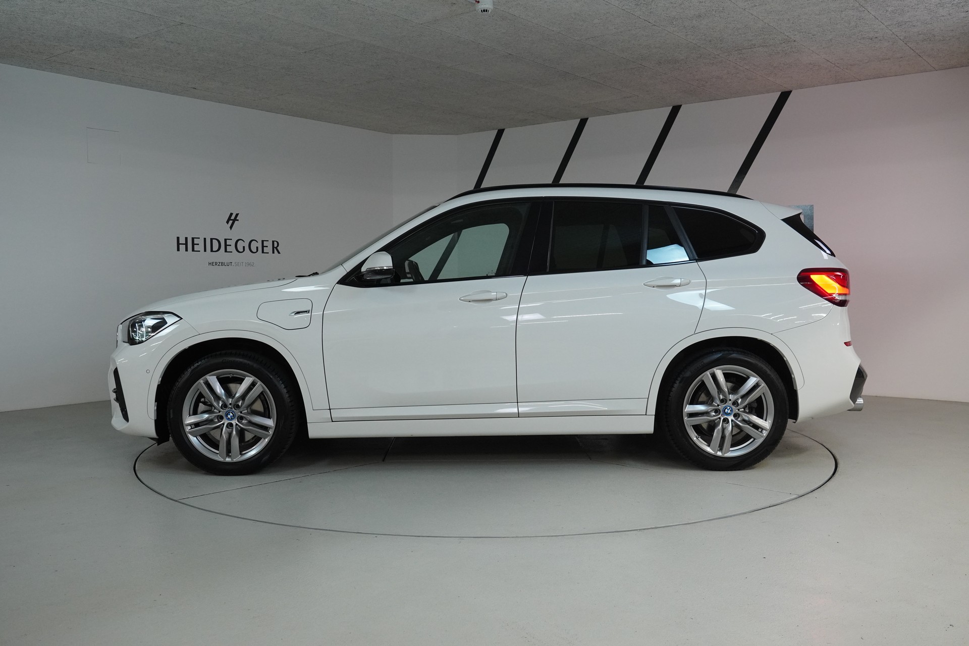 BMW X1 xDrive 25e M Sport Steptronic - 5
