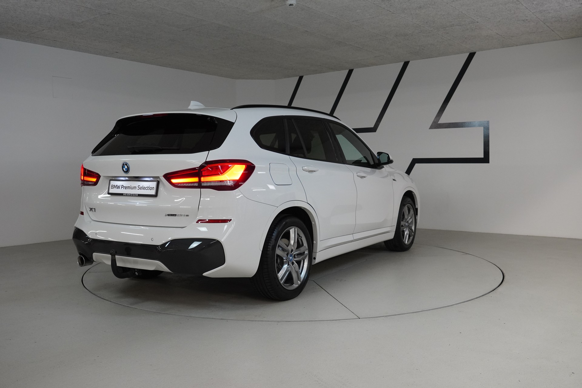 BMW X1 xDrive 25e M Sport Steptronic - 8