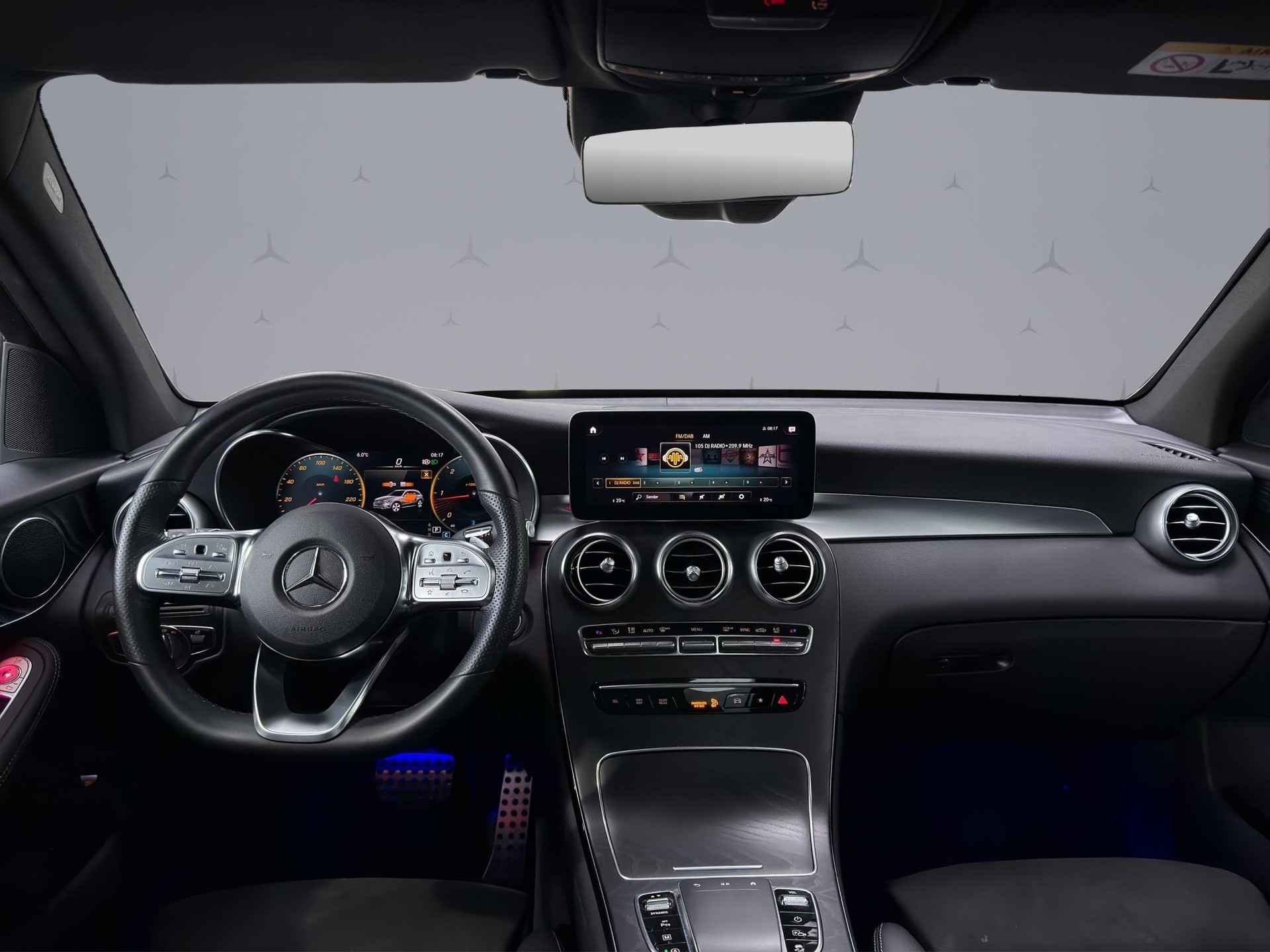MERCEDES-BENZ GLC 220 d AMG Line 4m - 11