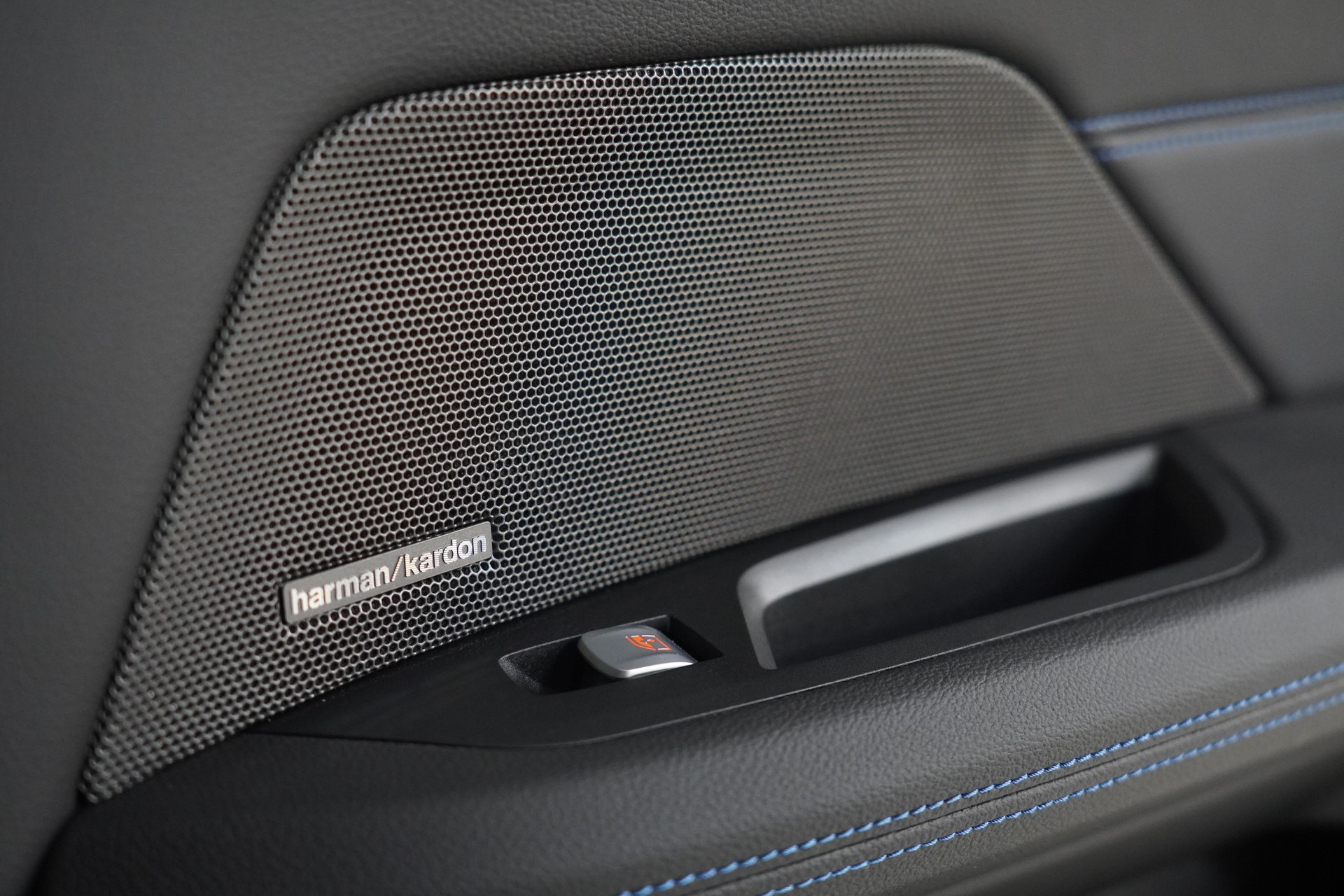 BMW i4 M50 M Sport Pro - 24