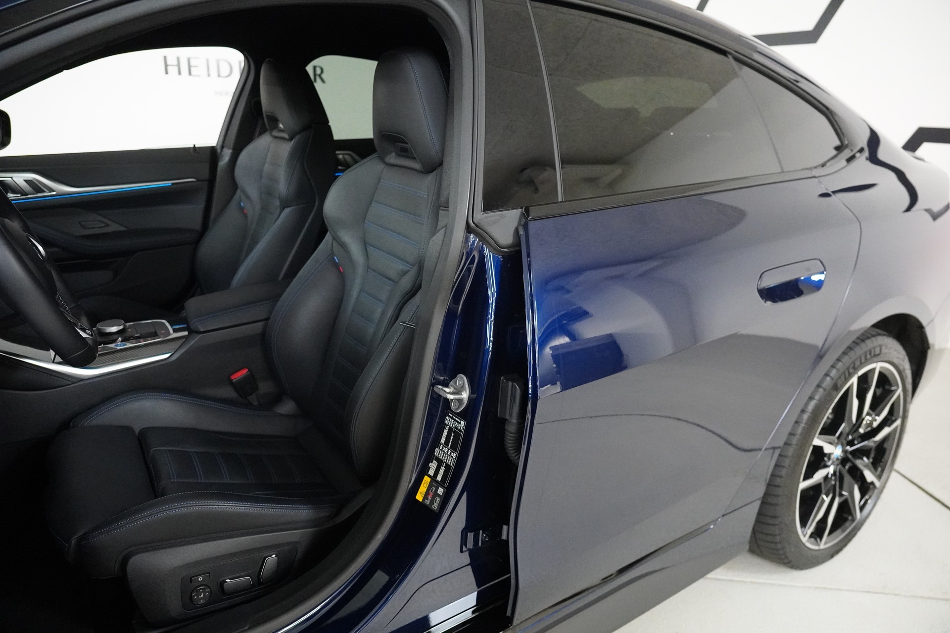 BMW i4 M50 M Sport Pro - 13