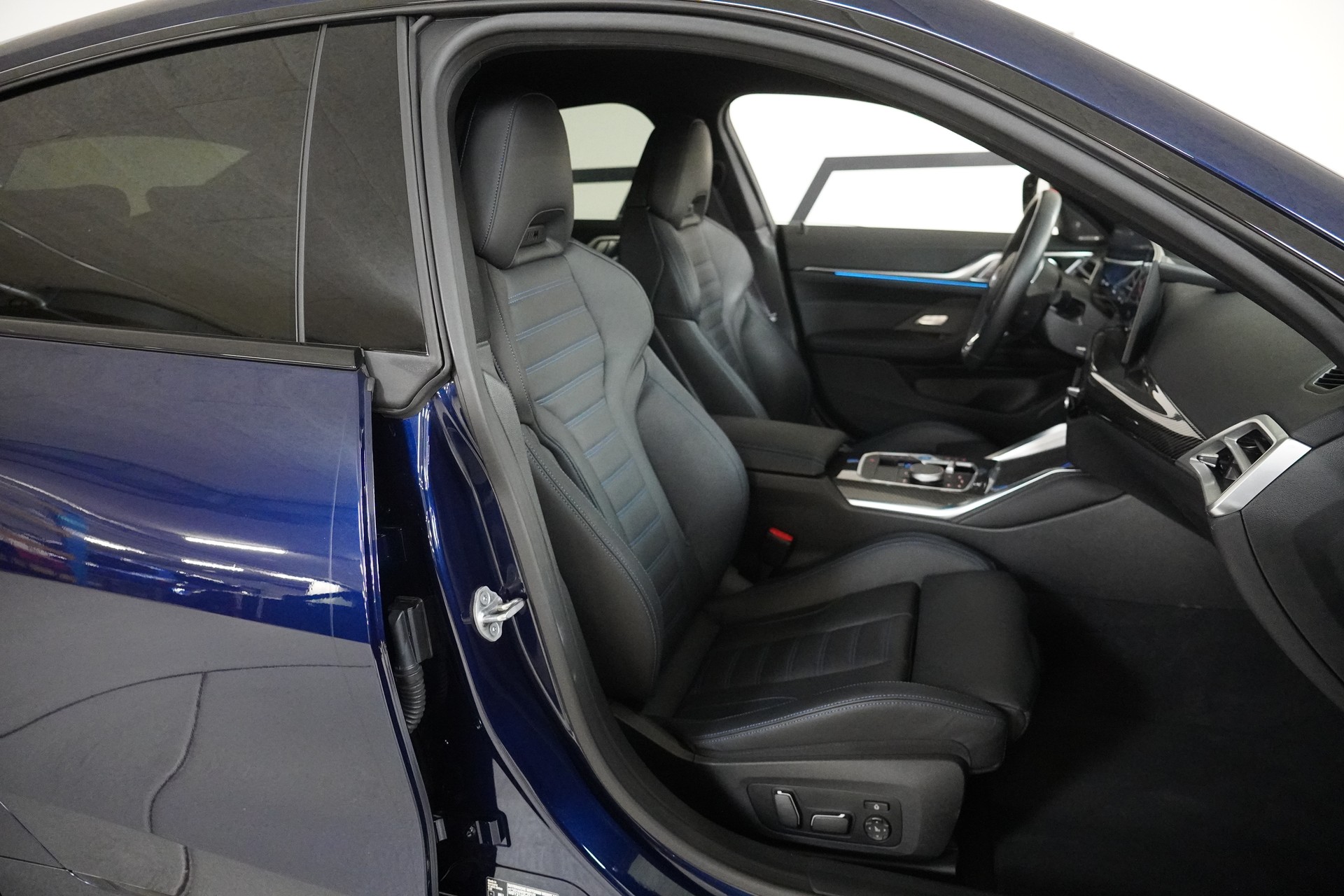 BMW i4 M50 M Sport Pro - 16