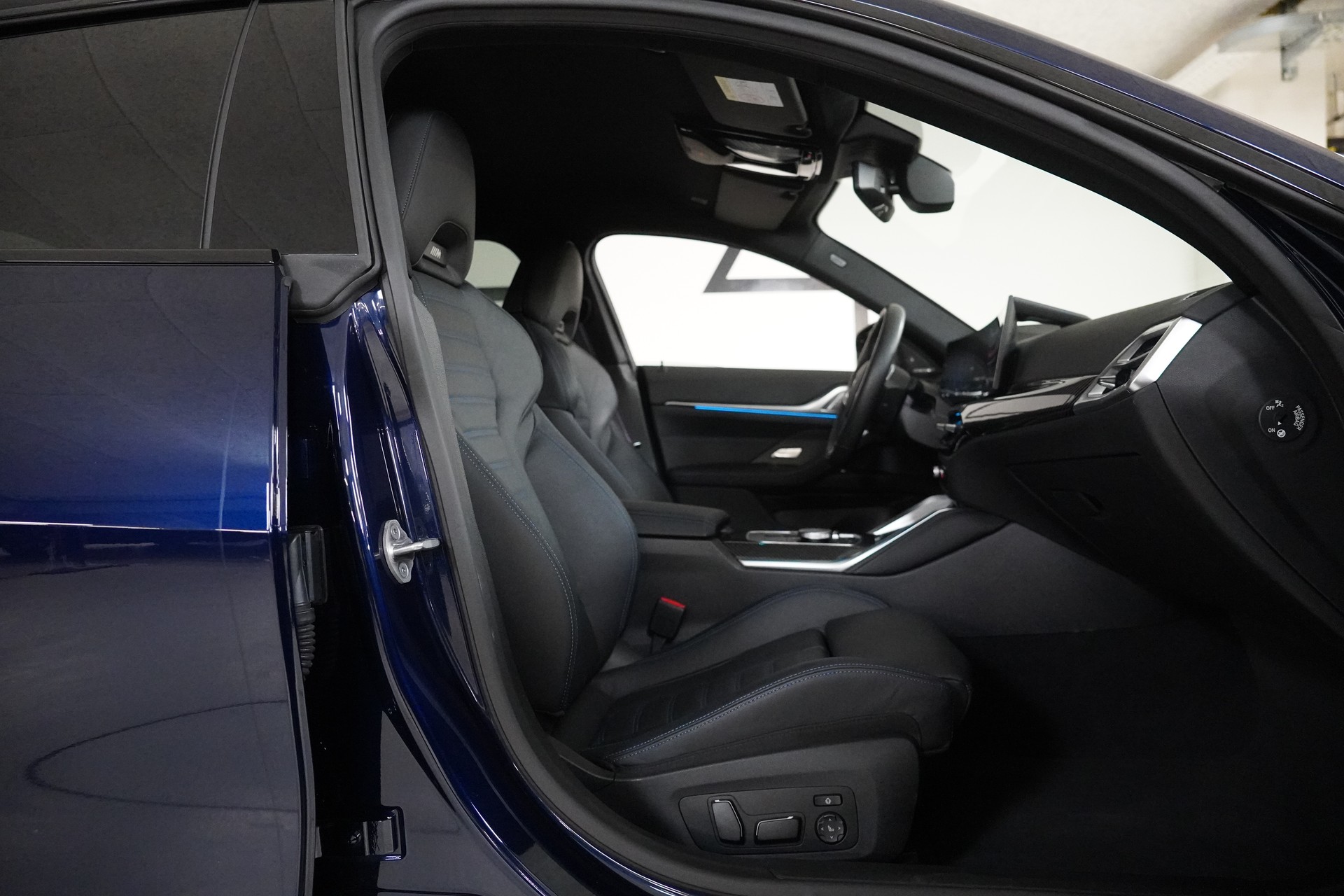 BMW i4 M50 M Sport Pro - 15