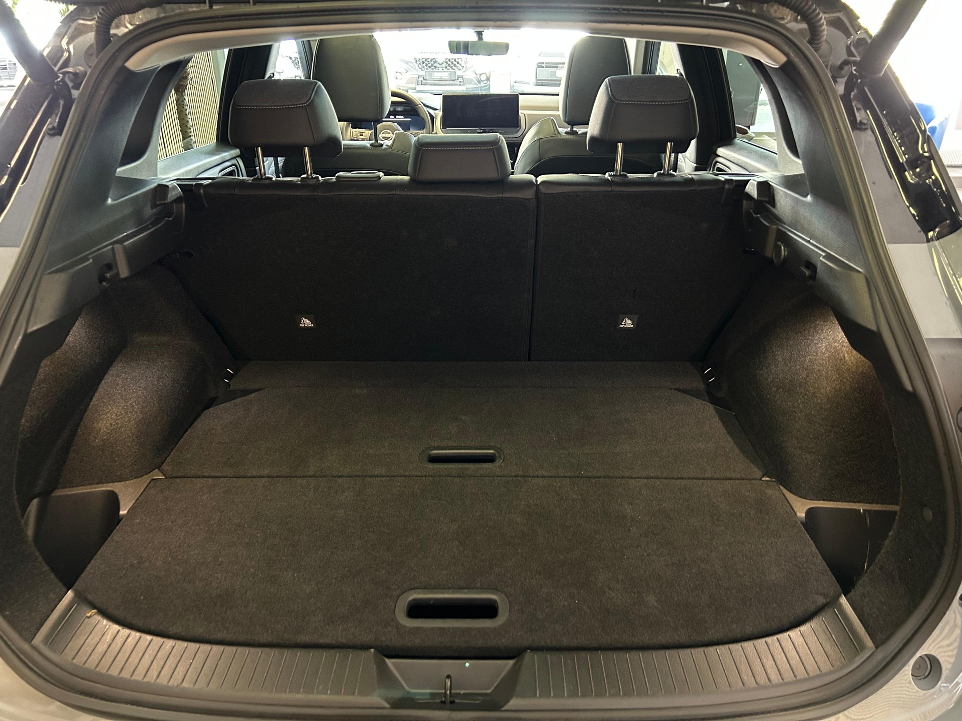 NISSAN Qashqai 1.3 DIG-T 158 N-Connecta - 24