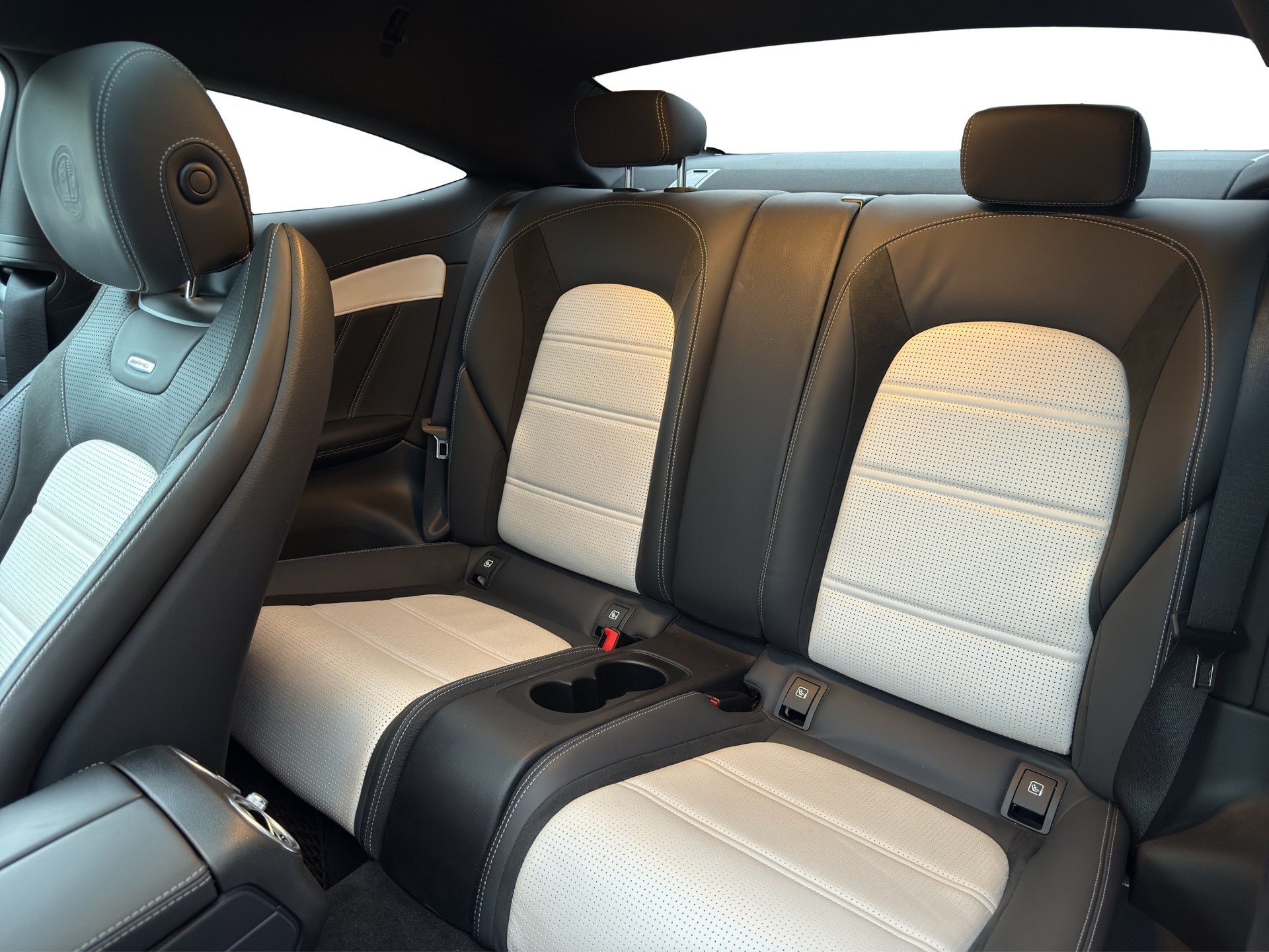 MERCEDES-BENZ C 63 S AMG 9G-tronic - 11