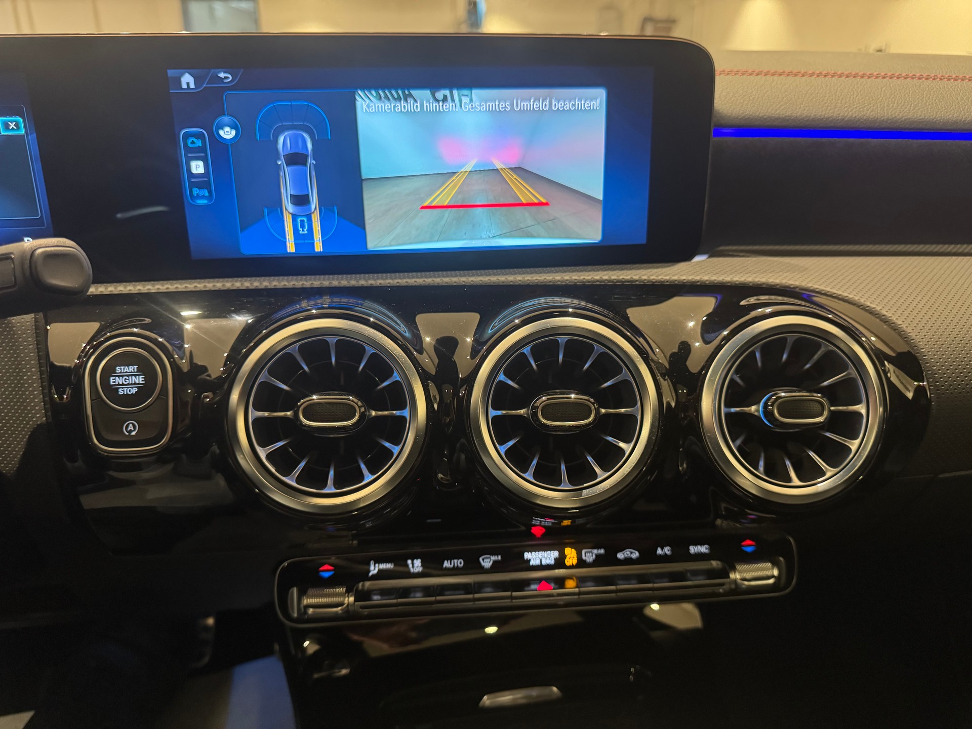 MERCEDES-BENZ CLA 35 AMG 4matic - 10