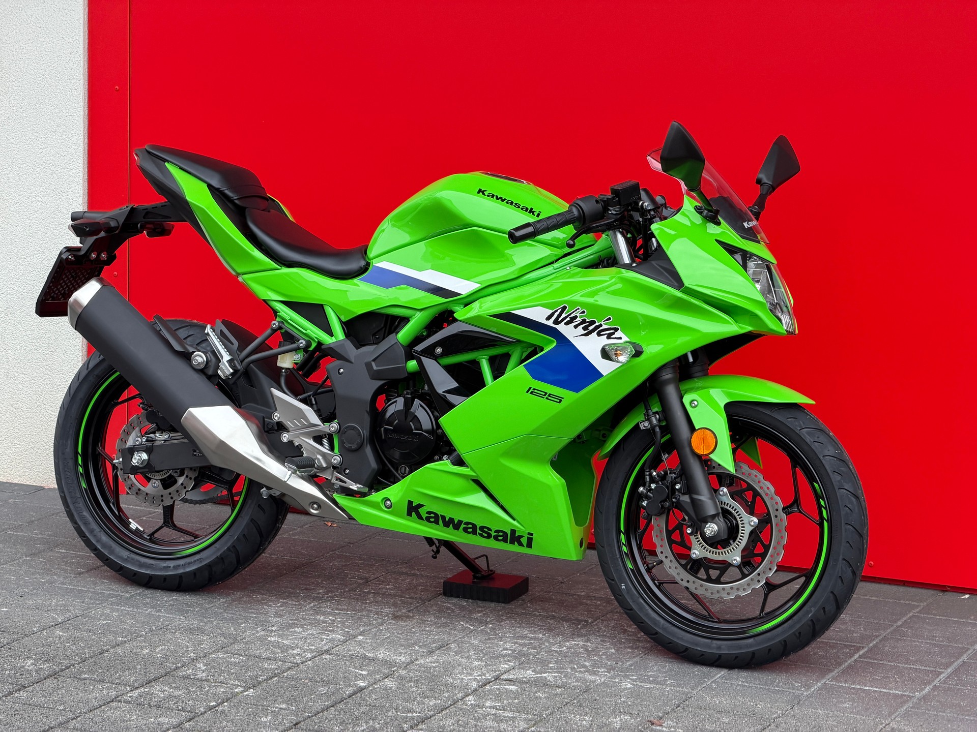 KAWASAKI Ninja 125 - 16