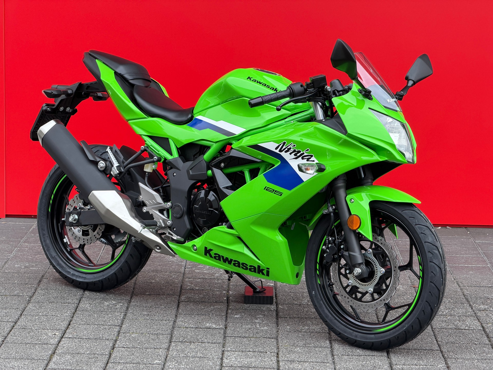KAWASAKI Ninja 125 - 13