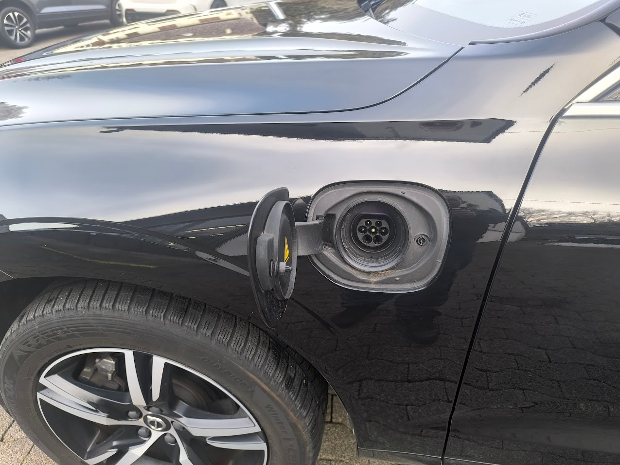 VOLVO XC60 T8 eAWD R-Design Geartronic - 16