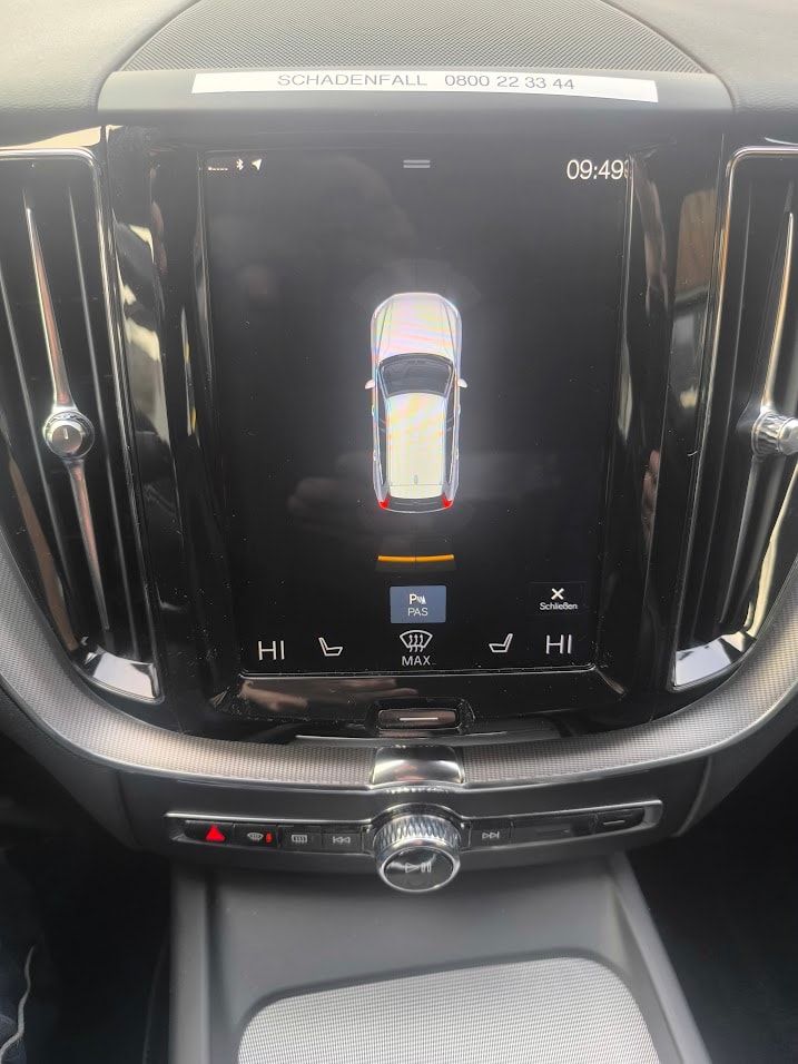 VOLVO XC60 T8 eAWD R-Design Geartronic - 13