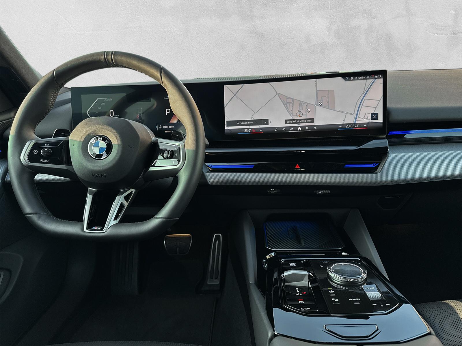 BMW 520d M Sport Touring xDrive G61 (CH) AHK ** Action de Leasing à 1.9% ** 📍 - 8