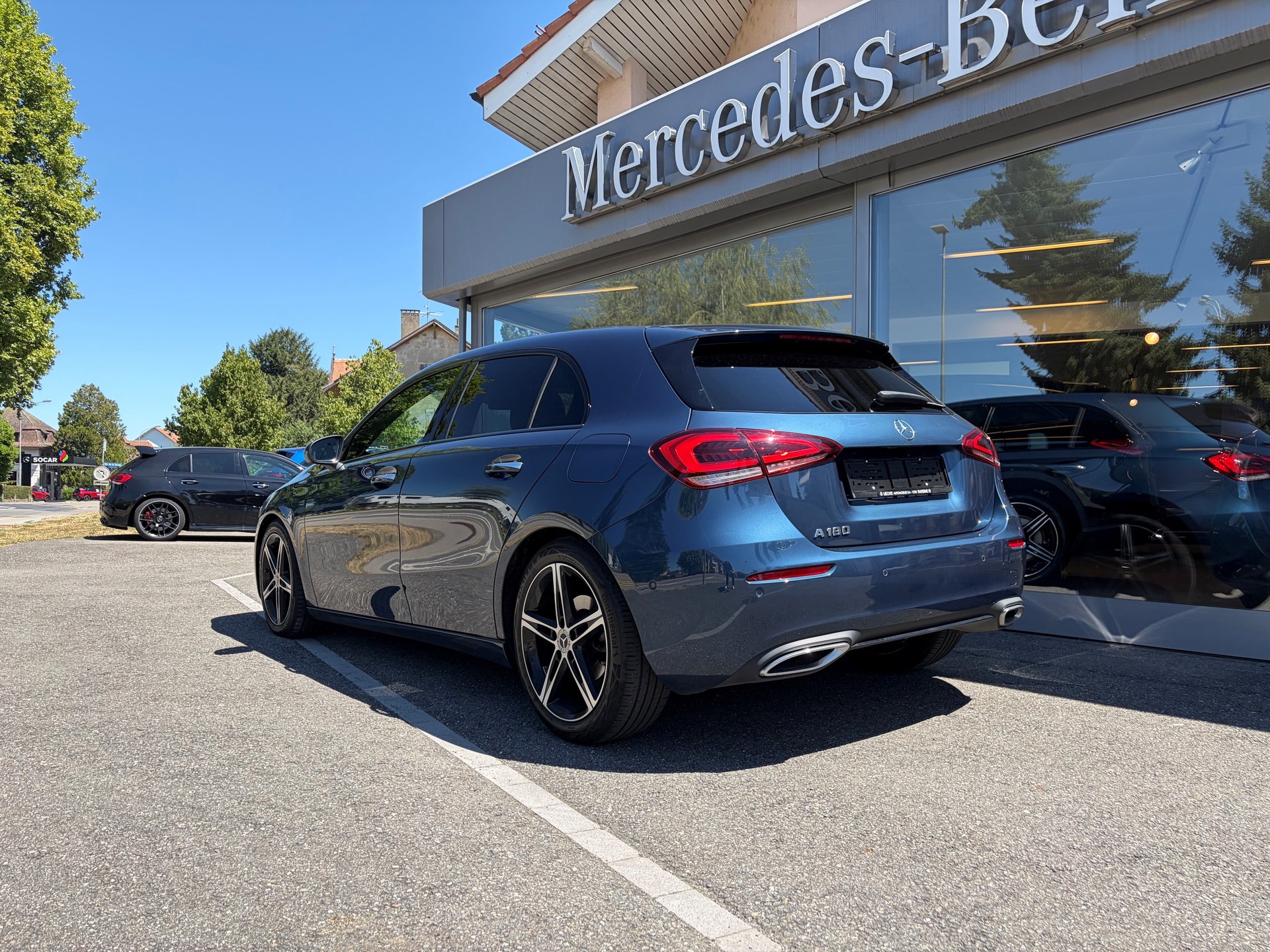 MERCEDES-BENZ A 180 Night Star 7G-DCT - 3