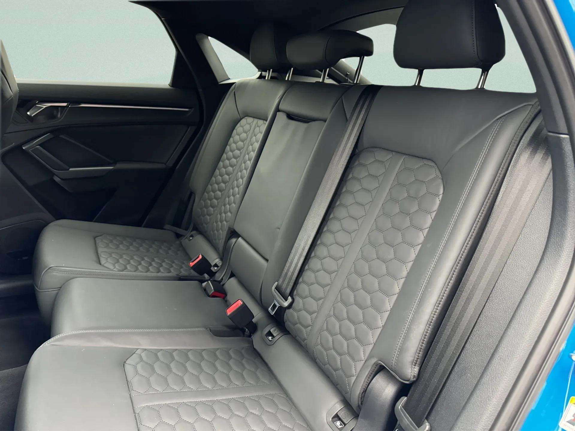 AUDI RS Q3 Sportback quattro S tronic - 17
