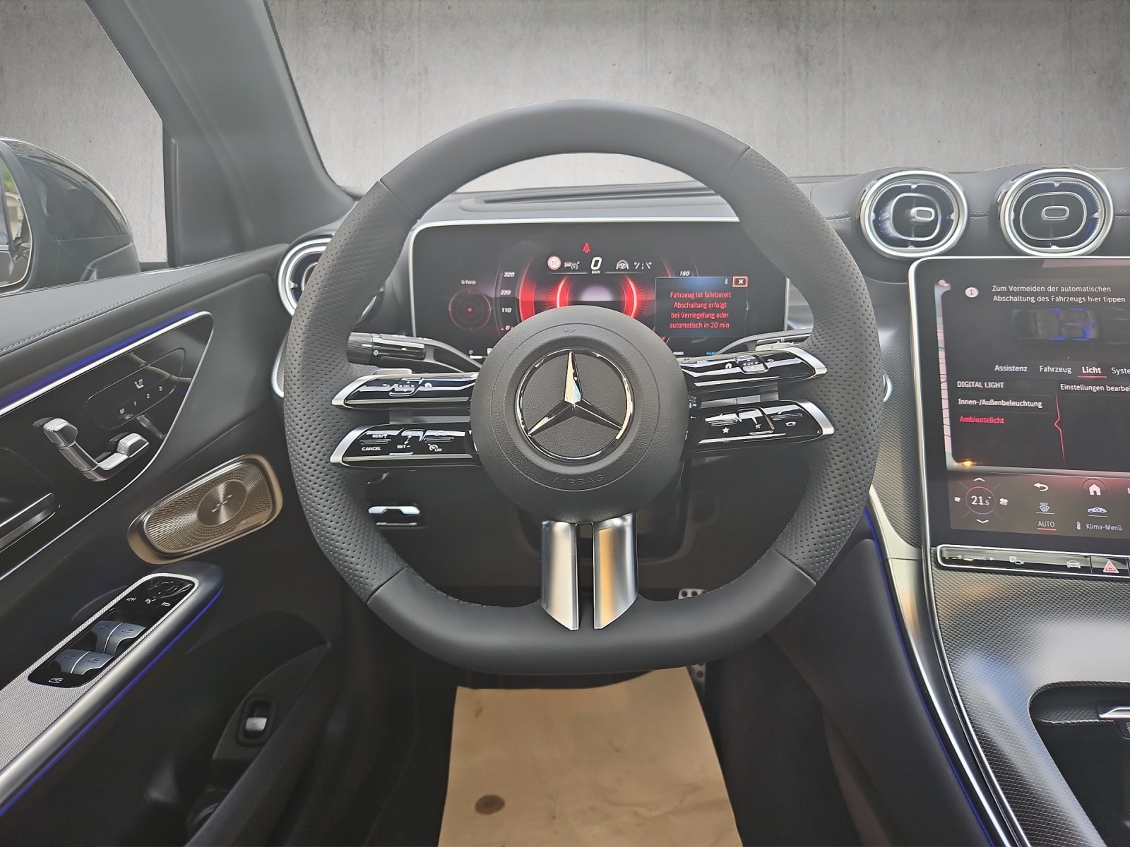 MERCEDES-BENZ GLC Coupé 200 4Matic 9G-Tronic - 12