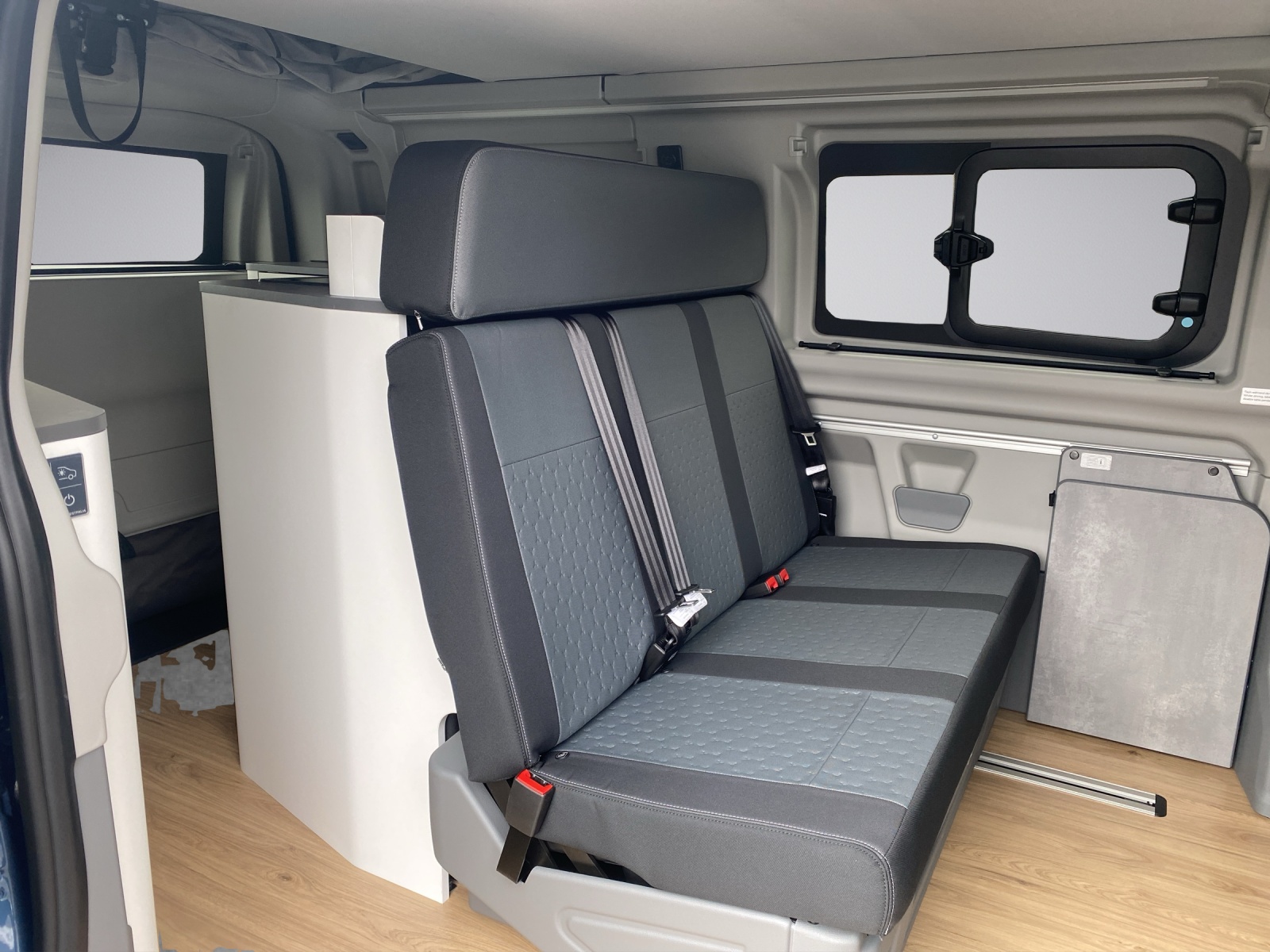 FORD Transit C Nugget 320 L1 2.0 EcoBlue 170 Titanium - 15