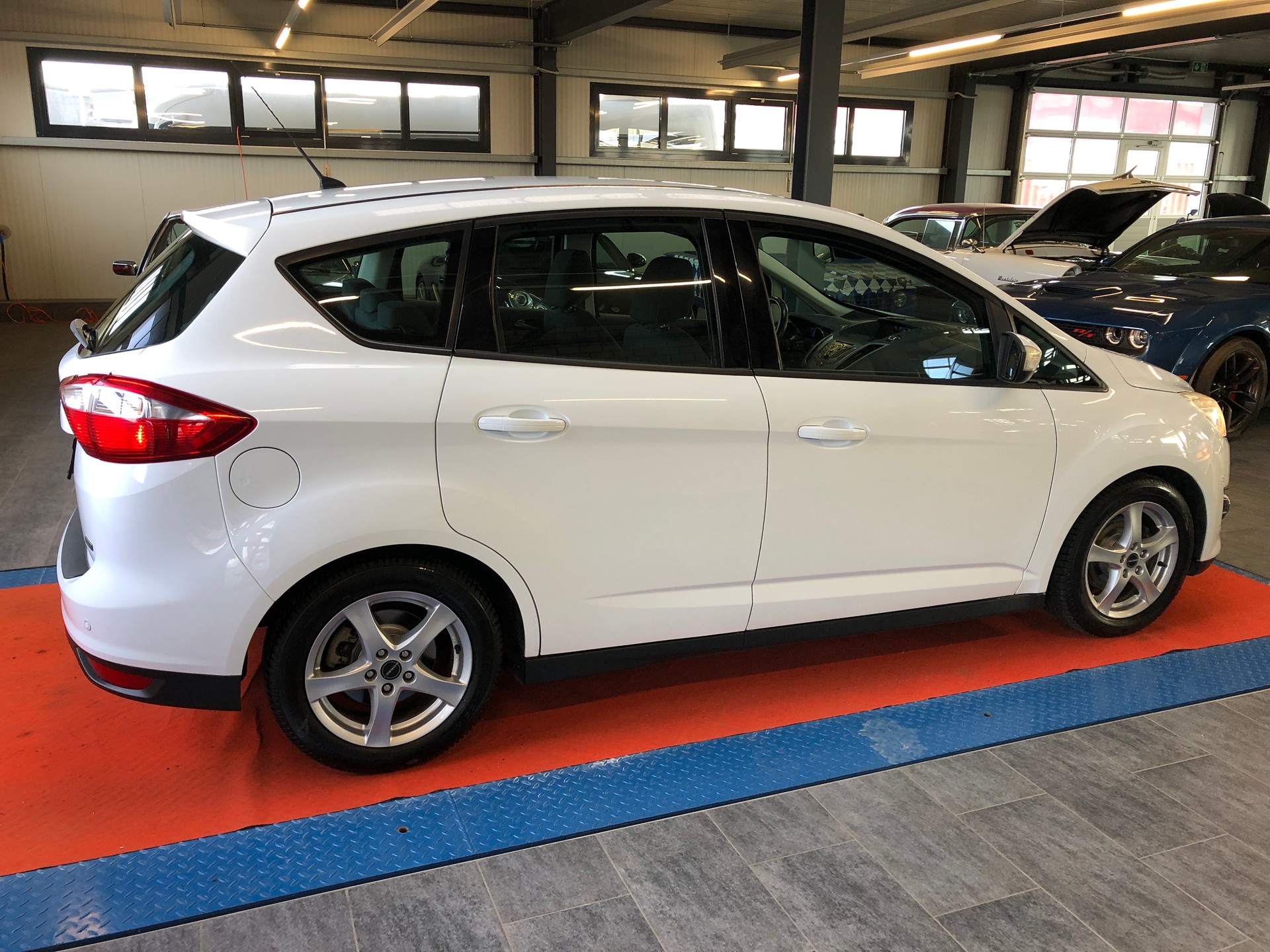 FORD C-Max 1.0 SCTi Winner - 10