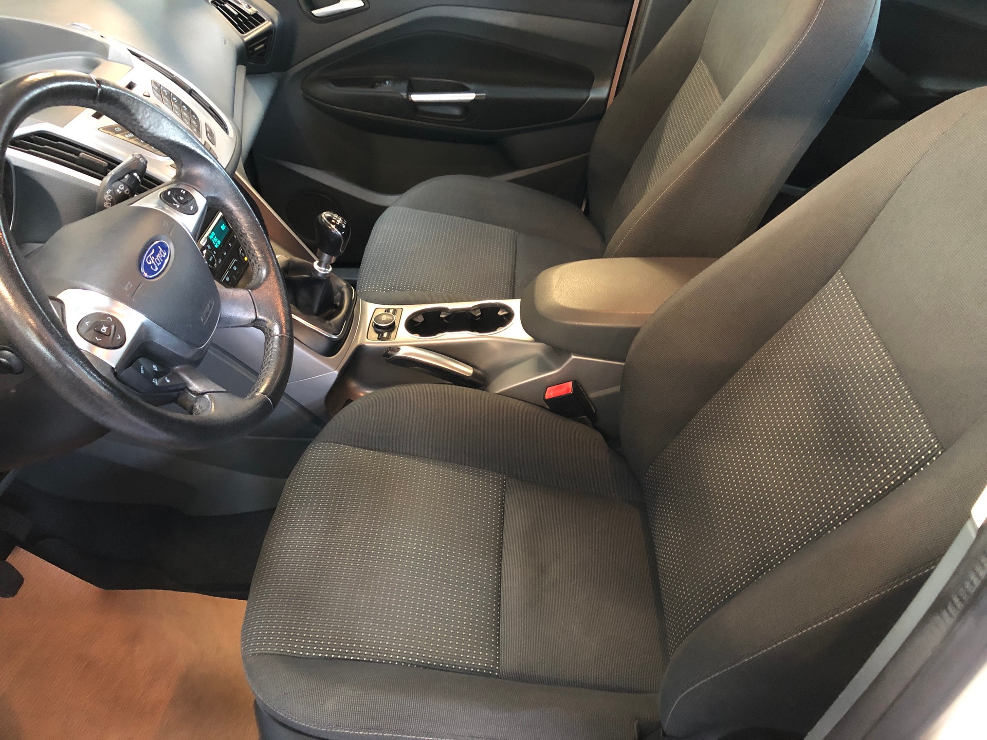 FORD C-Max 1.0 SCTi Winner - 29