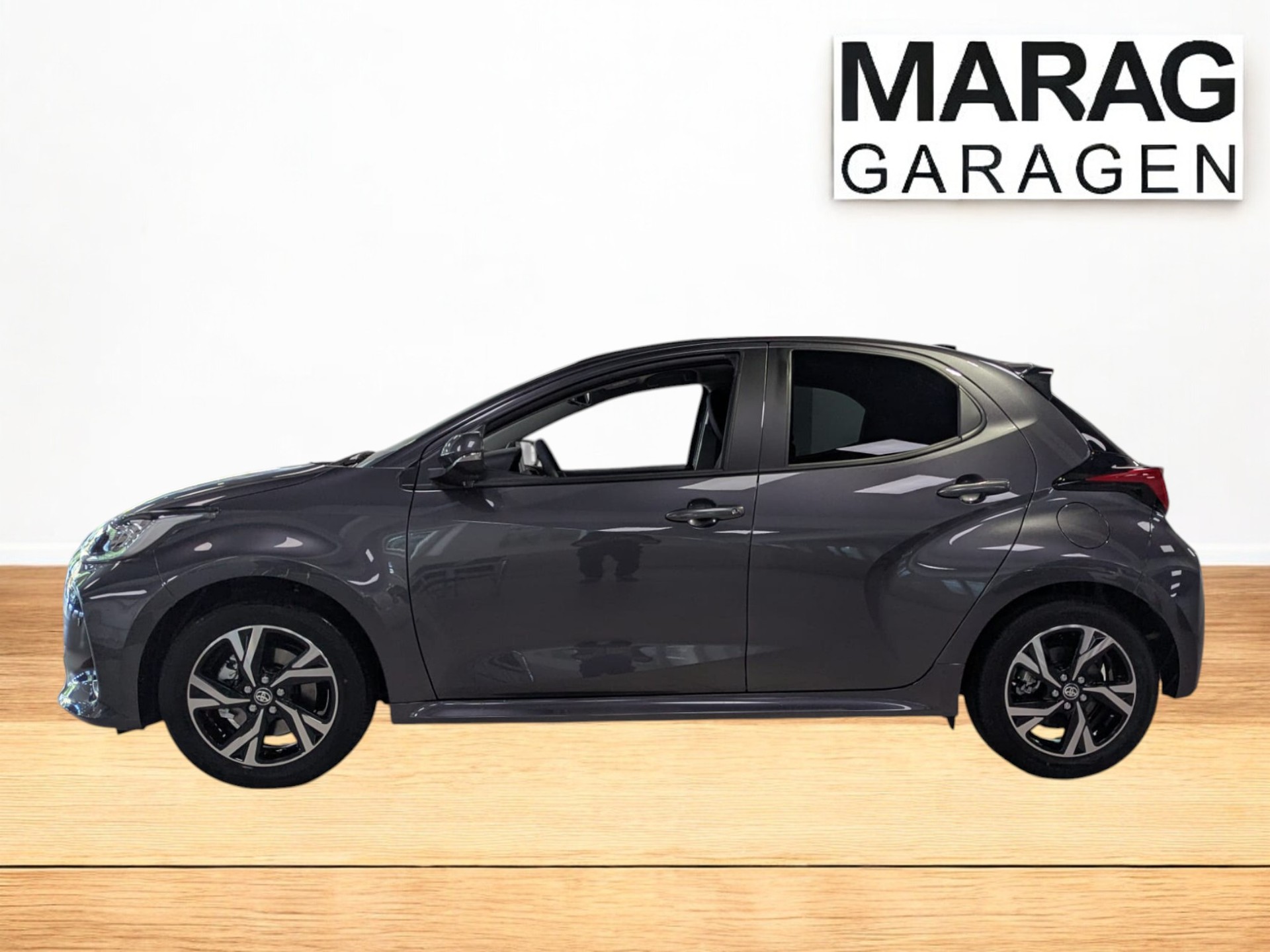 TOYOTA Yaris 1.5 Trend e-CVT - 10