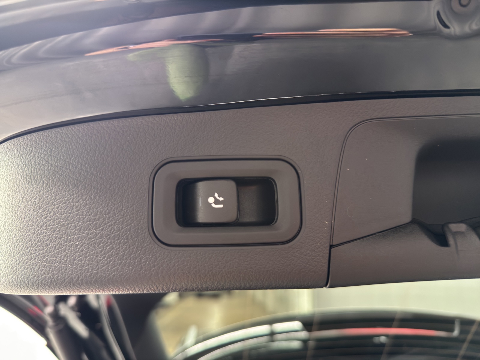 MERCEDES-BENZ GLA 220 d AMG Line 4Matic Swiss Star - 13