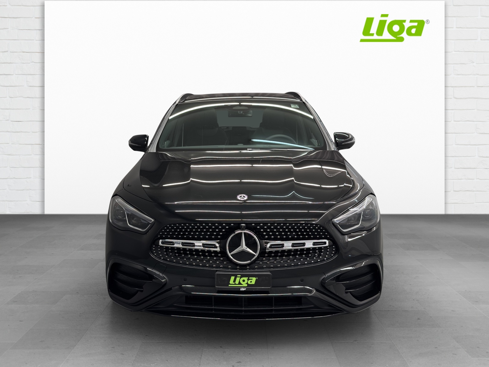 MERCEDES-BENZ GLA 220 d AMG Line 4Matic Swiss Star - 3