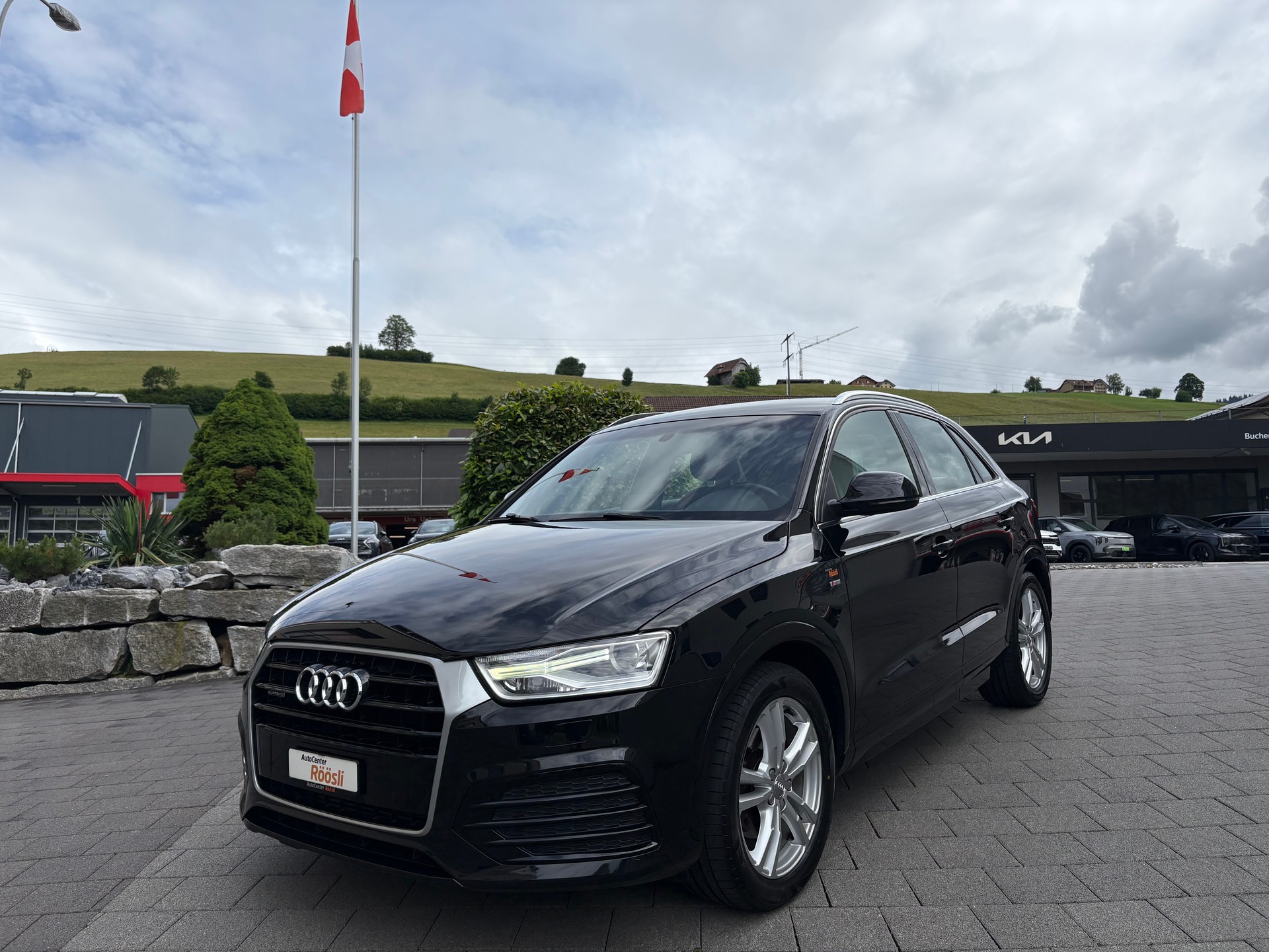 AUDI Q3 2.0 TFSI sport quattro S-tronic - 5