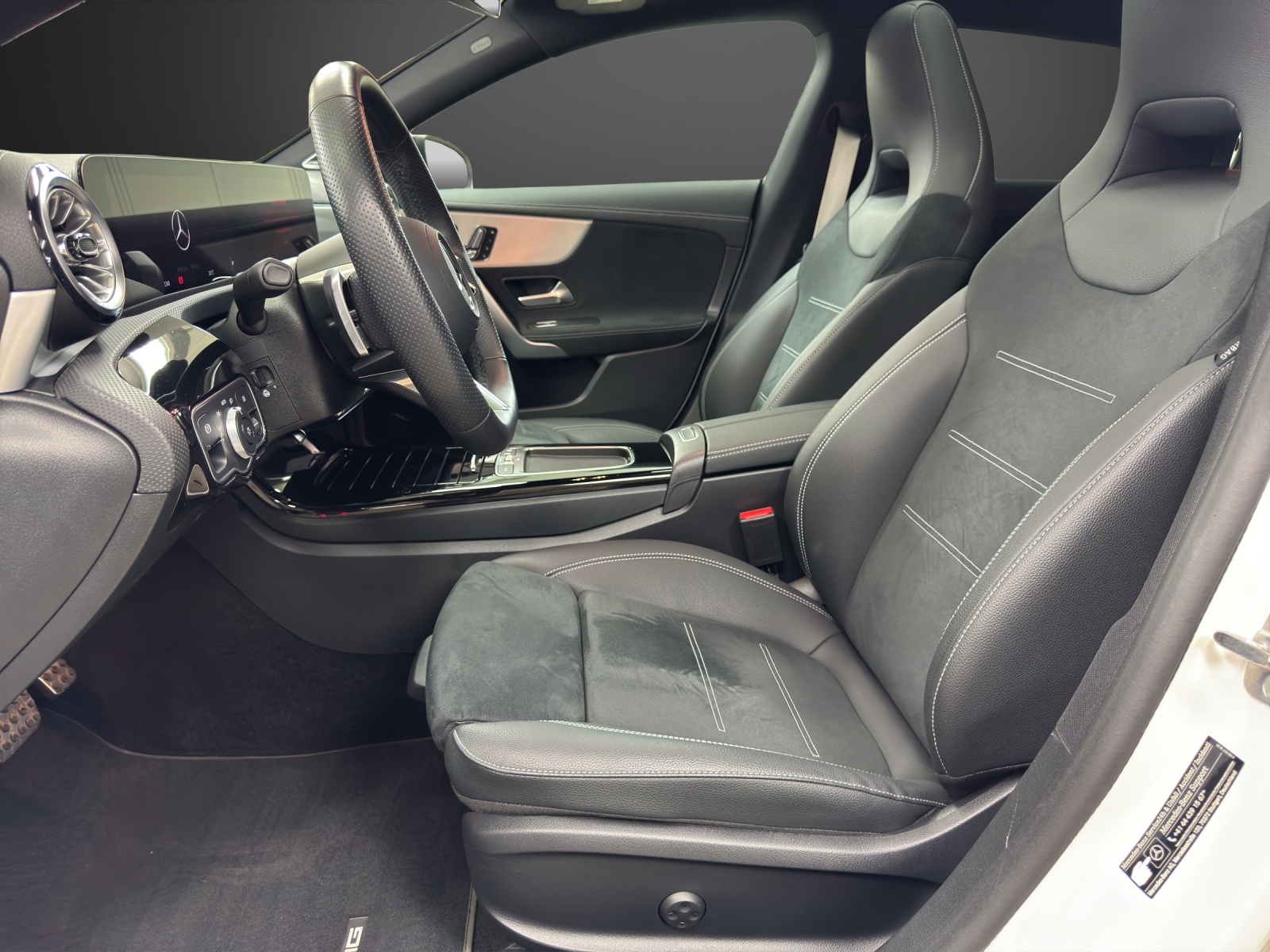 MERCEDES-BENZ CLA SB 250 8G-DCT 4M - 10